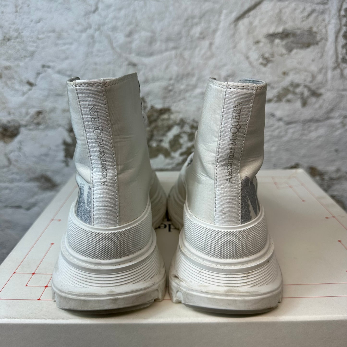 Alexander Mcqueen Silver Spell White Tread Boot High Sz 5.5 (37.5)