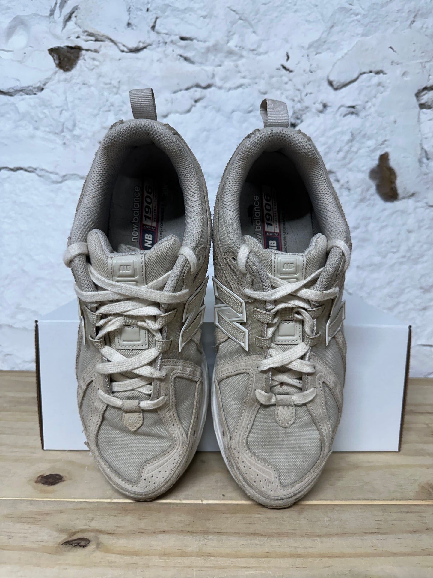 New Balance 1906F Timberwolf Frappe Sz 10