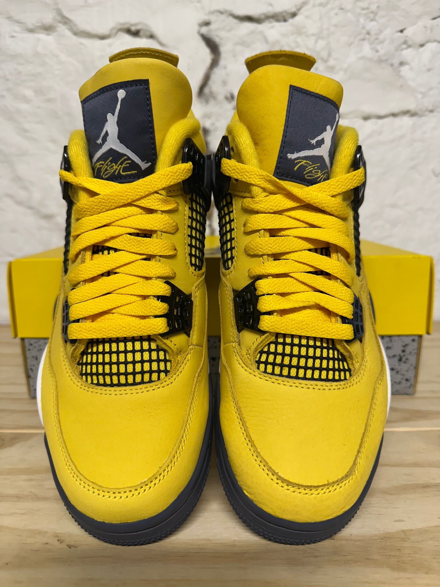 Air Jordan 4 Lightning Sz 7.5 DS