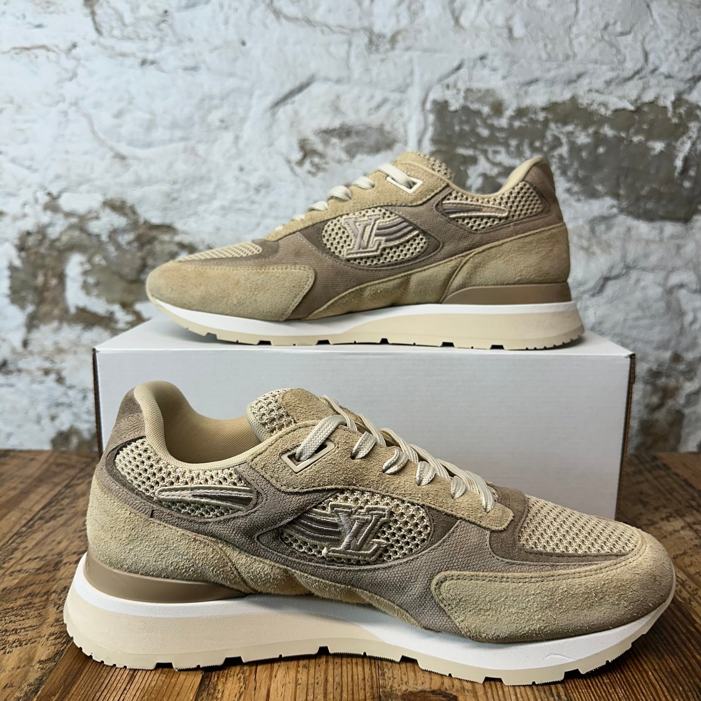 Louis Vuitton Beige Runaway Sneaker Sz 10 (8.5LV)