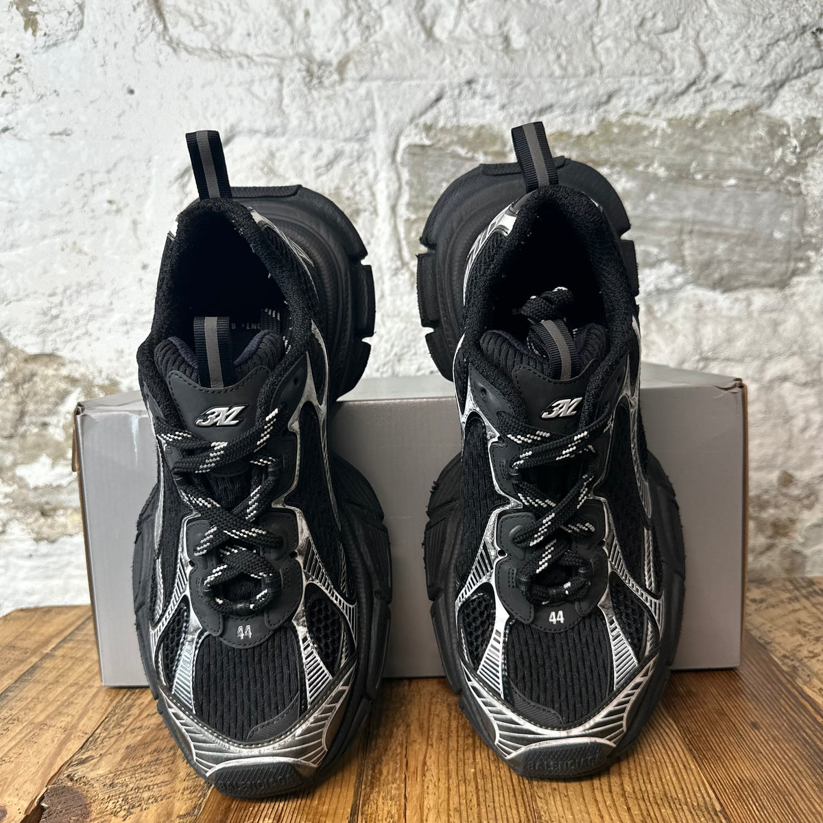 Balenciaga 3XL Black White Sneaker Sz 11 (44)