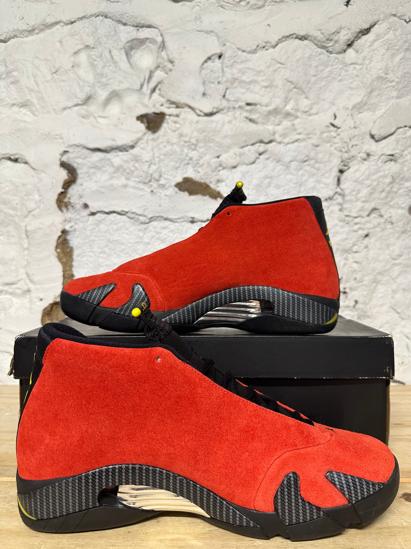 Air Jordan 14 Ferrari (2014) Sz 11.5 DS