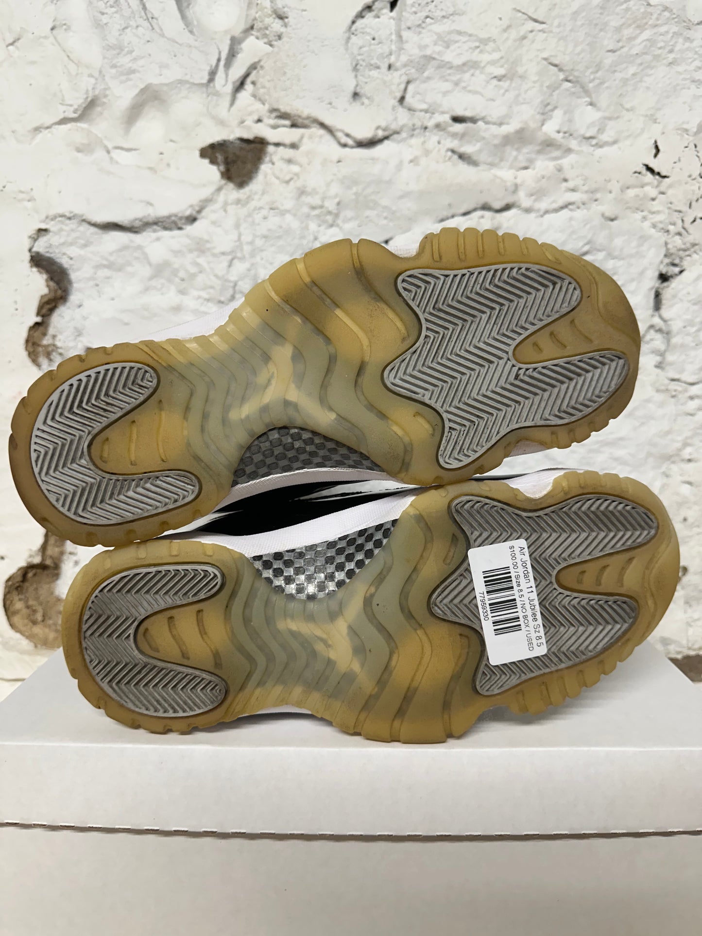 Air Jordan 11 High Jubilee Sz 8.5