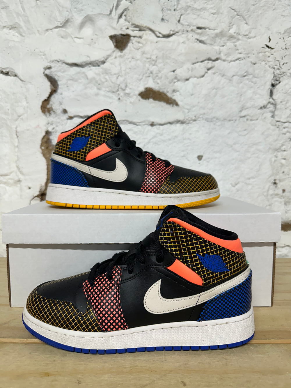 Air Jordan 1 Mid Multi Grid Sz 5.5Y