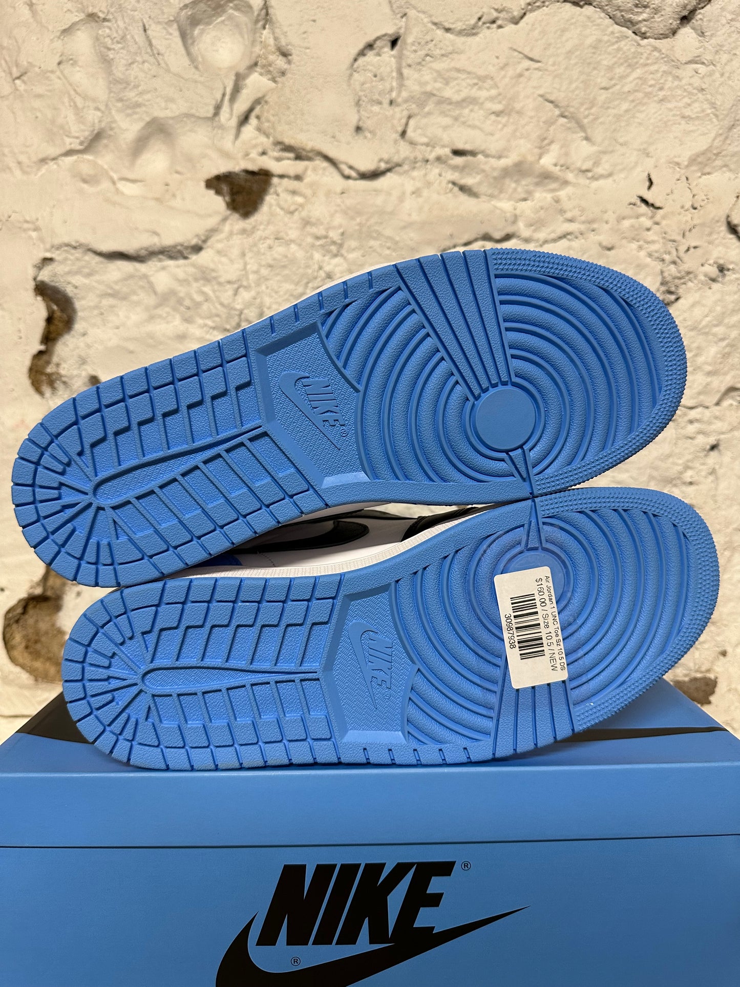 Air Jordan 1 High UNC Toe Sz 10.5 DS