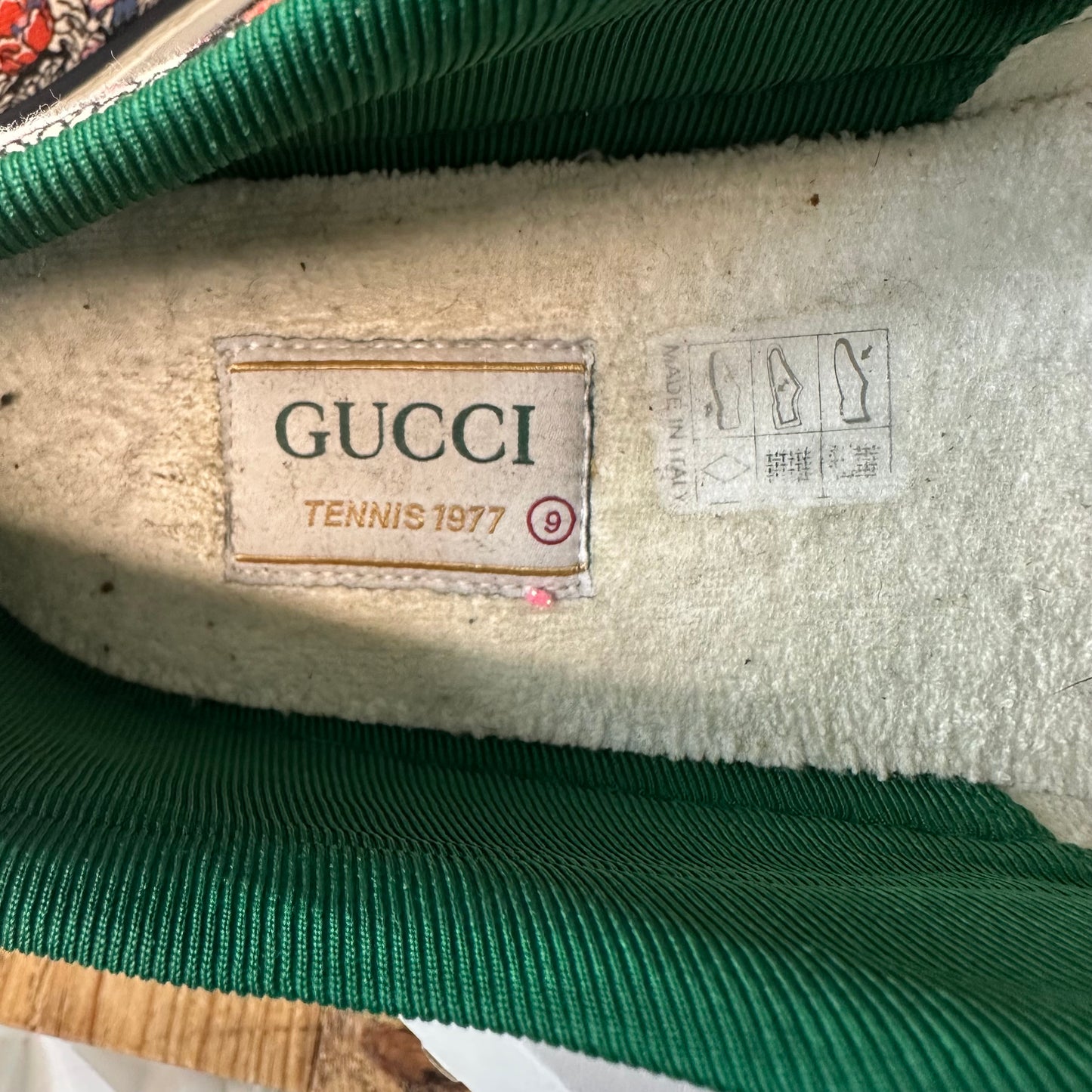 Gucci Tennis 1977 Low Floral Sneaker Sz 9 No Box