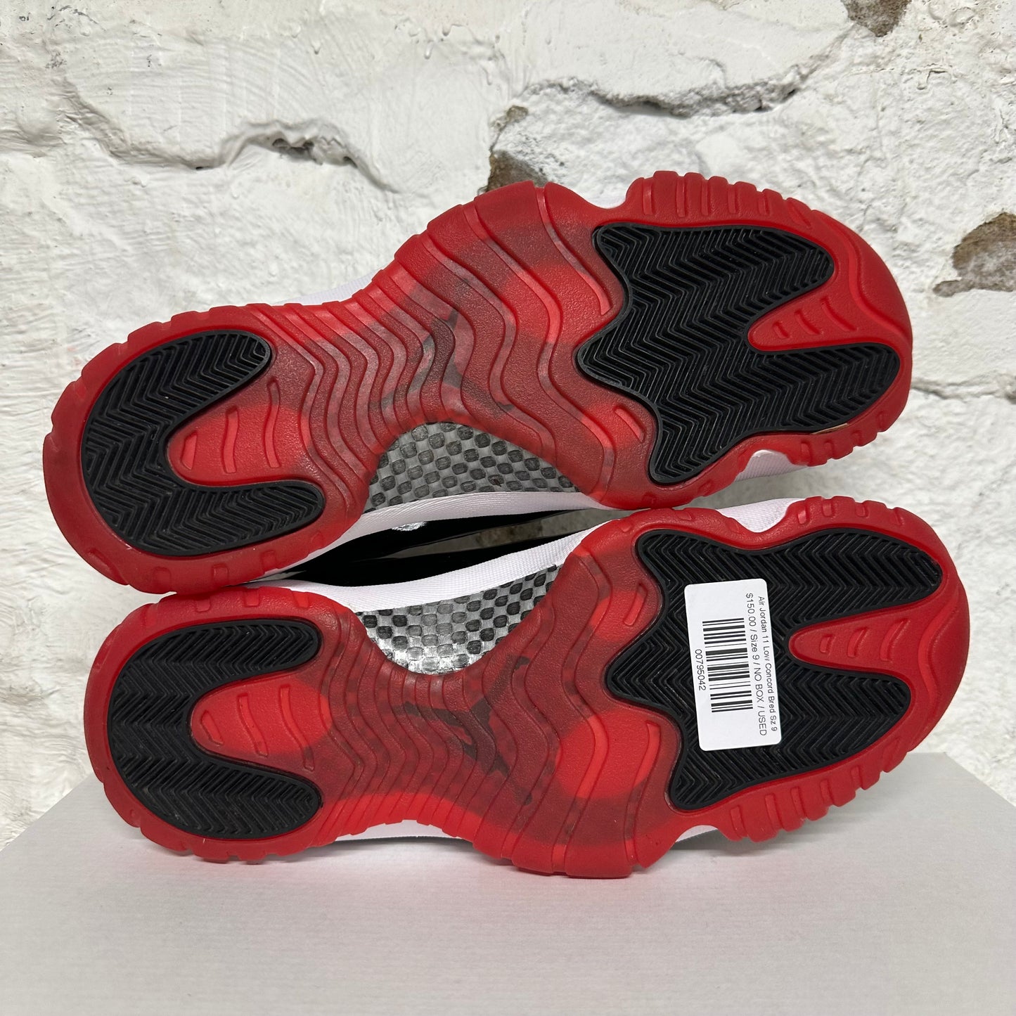 Air Jordan 11 Low Concord Bred Sz 9