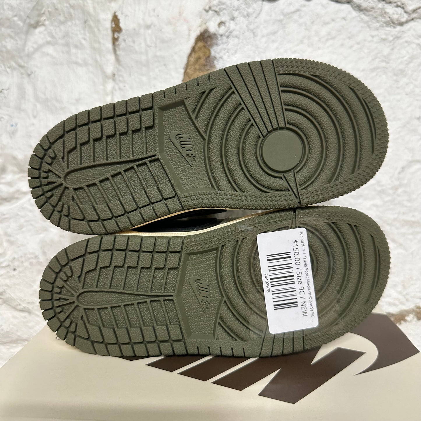 Air Jordan 1 Low Travis Scott Medium Olive Sz 9C DS