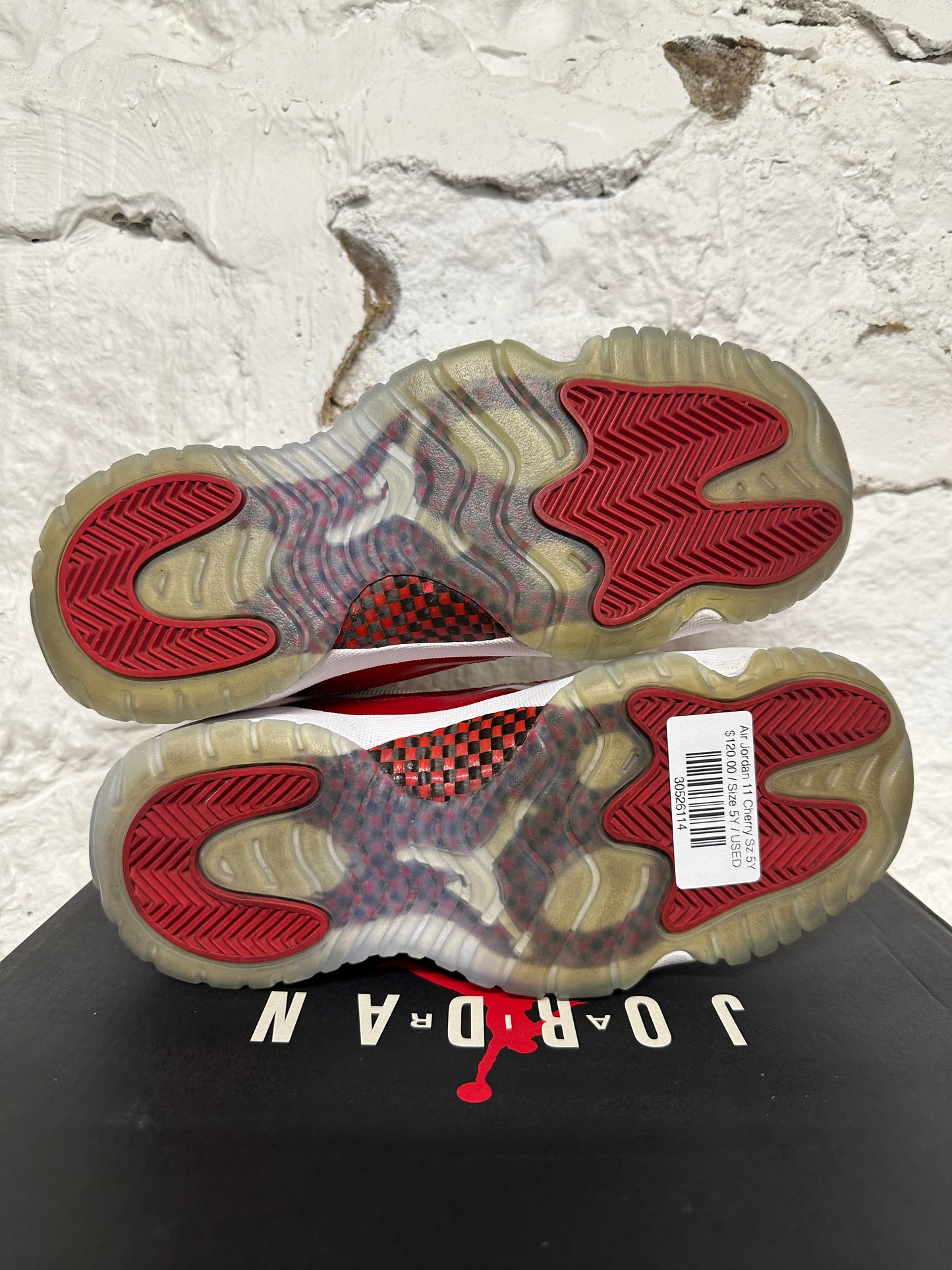 Air Jordan 11 High Cherry Sz 5Y