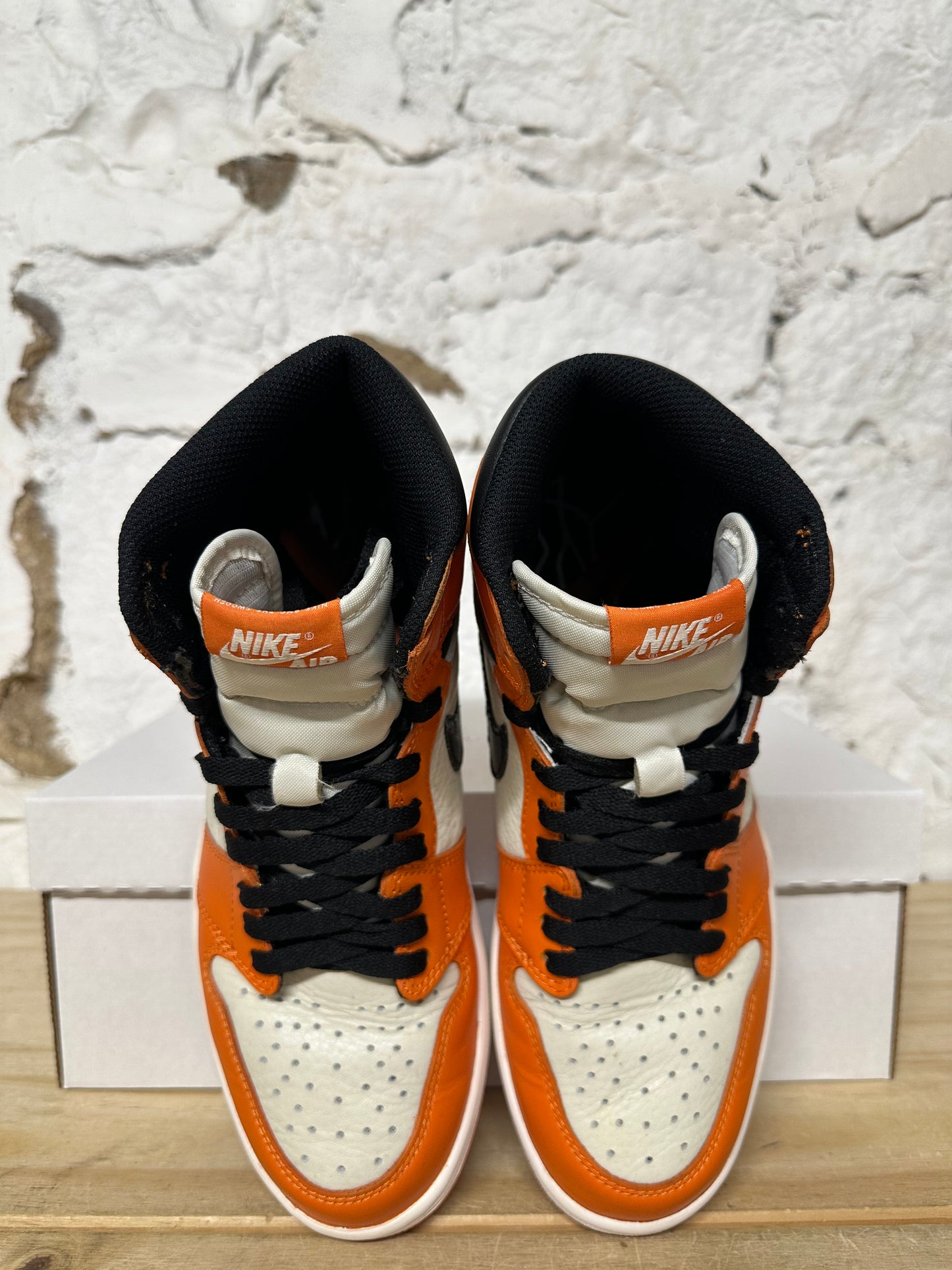 Air Jordan 1 High Shattered Backboard Away Sz 8