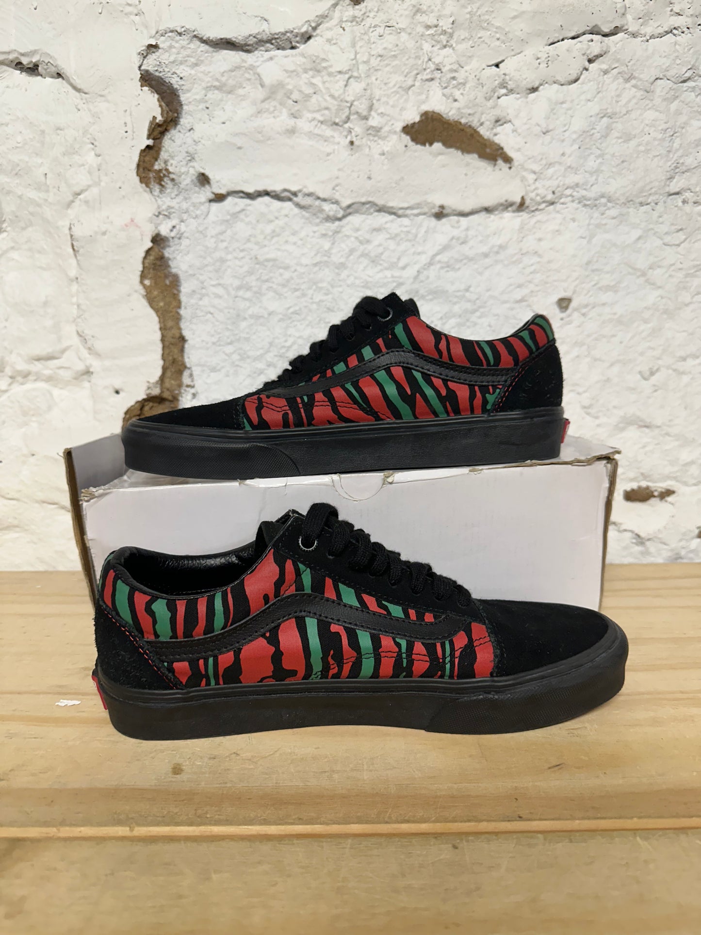 Vans Old Skool A Tribe Called Quest Sz 8.5