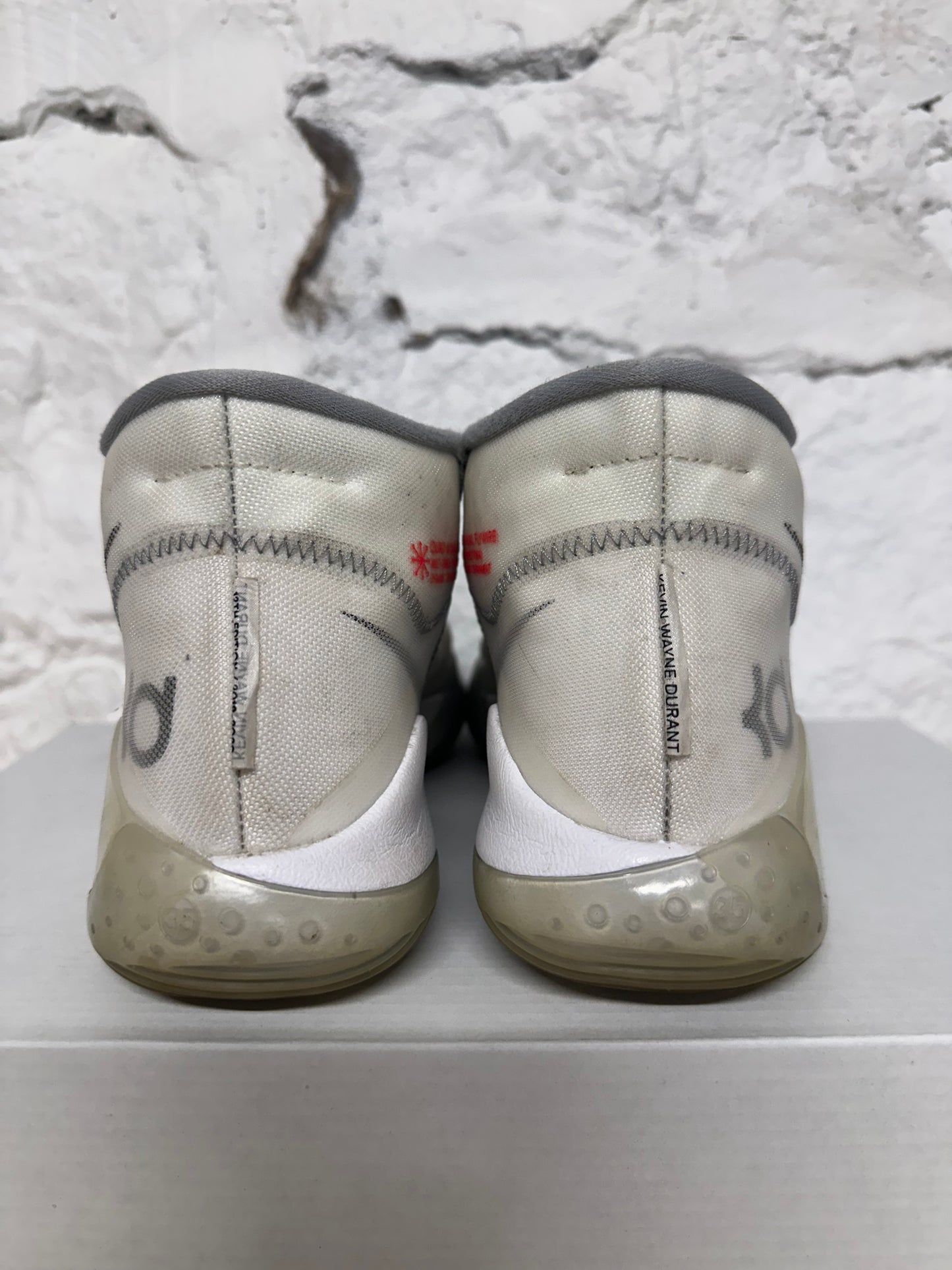 Nike KD 12 Wolf Grey Sz 5