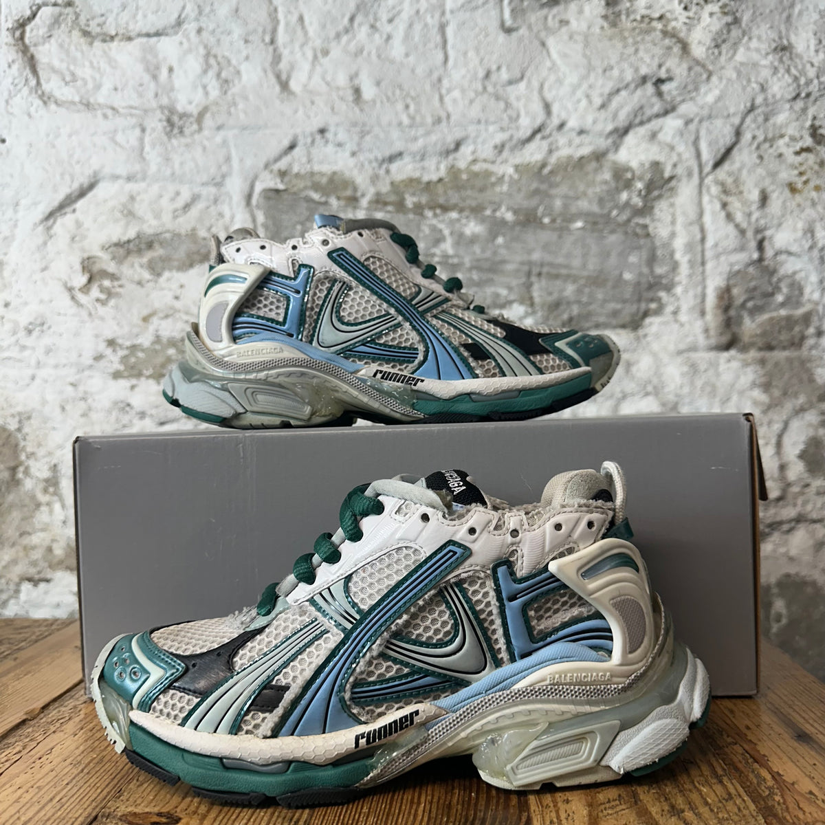 Balenciaga Runner White Green Blue Sneaker Sz 4.5 (36)