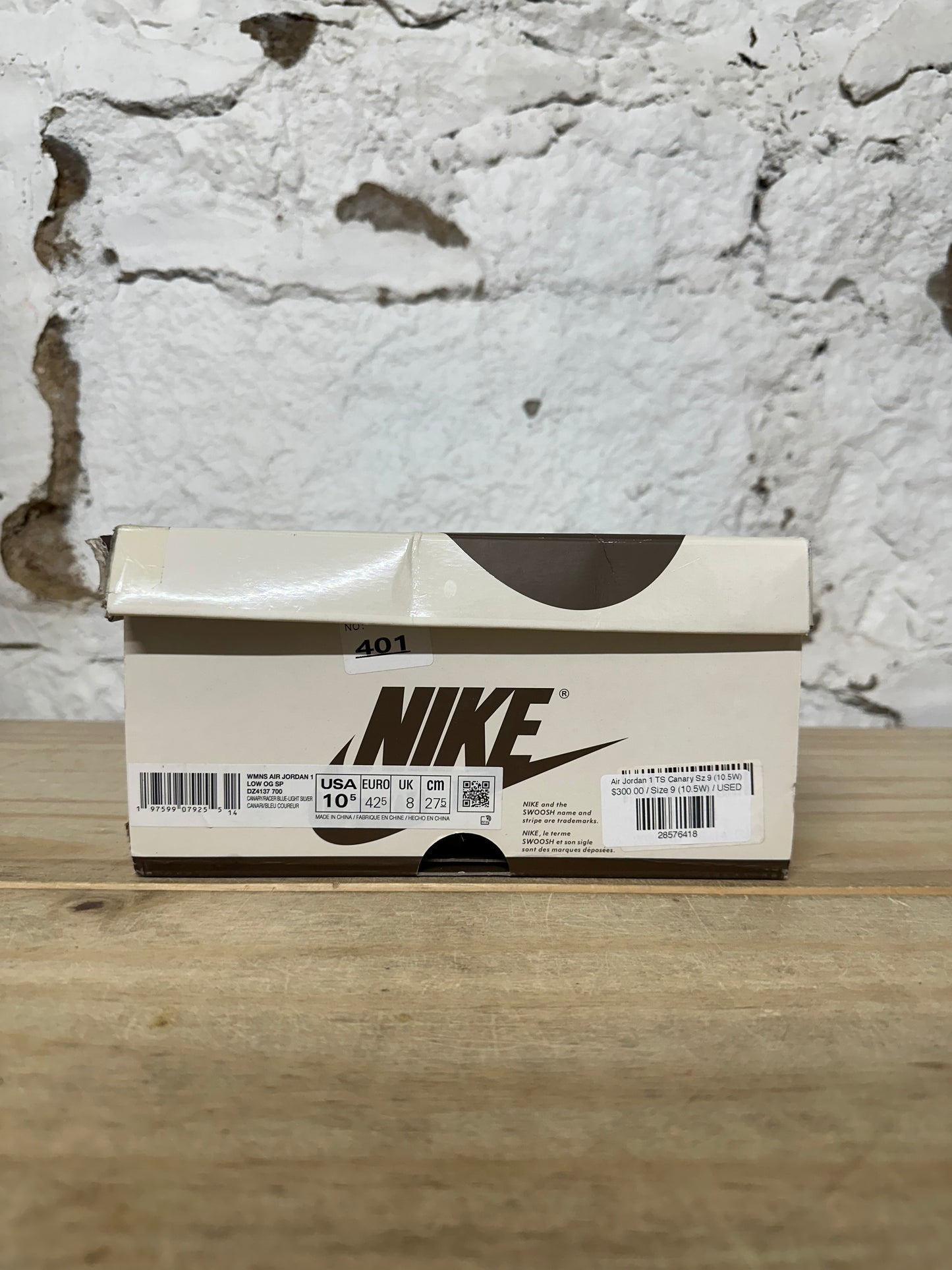 Air Jordan 1 Low Travis Scott Canary Sz 9 (10.5W)