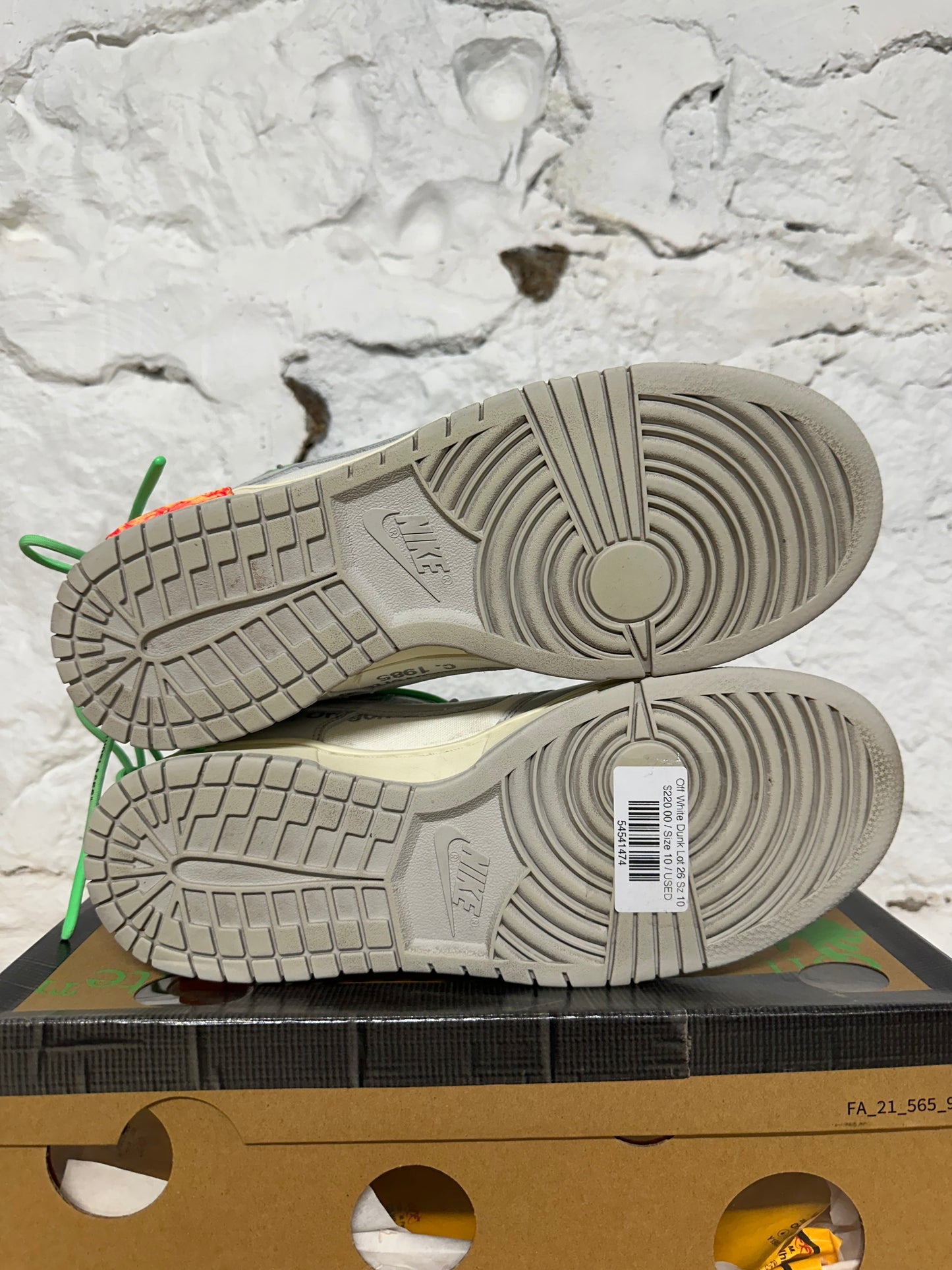 Nike Dunk Low Off-White Lot 26 Sz 10