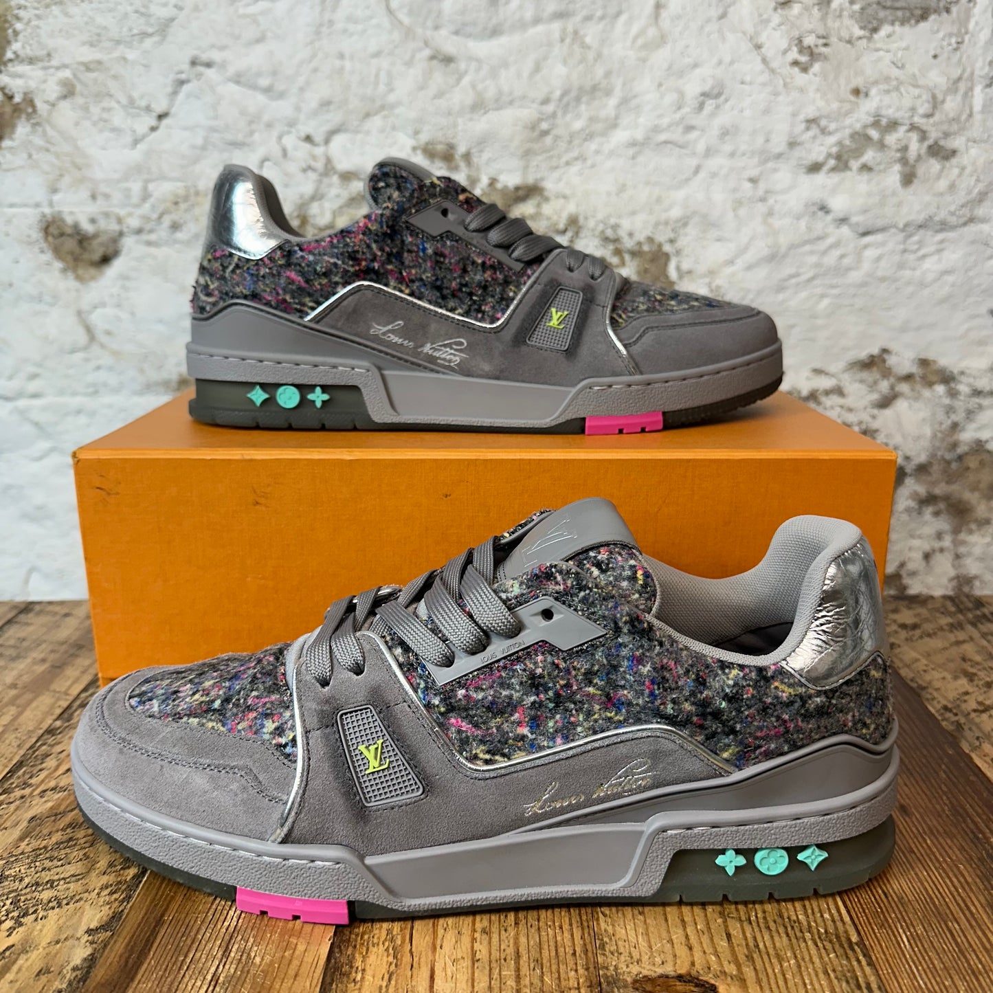 Louis Vuitton Gray Mulitcolor Trainer Sz 10.5 (9LV)