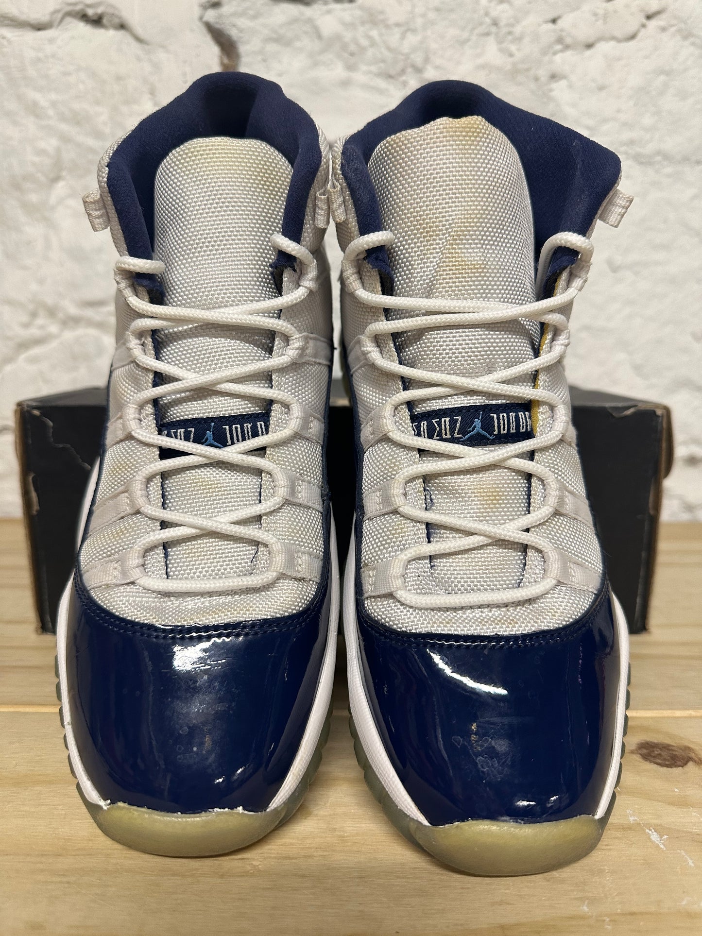 Air Jordan 11 High Win Like 82 Sz 7Y