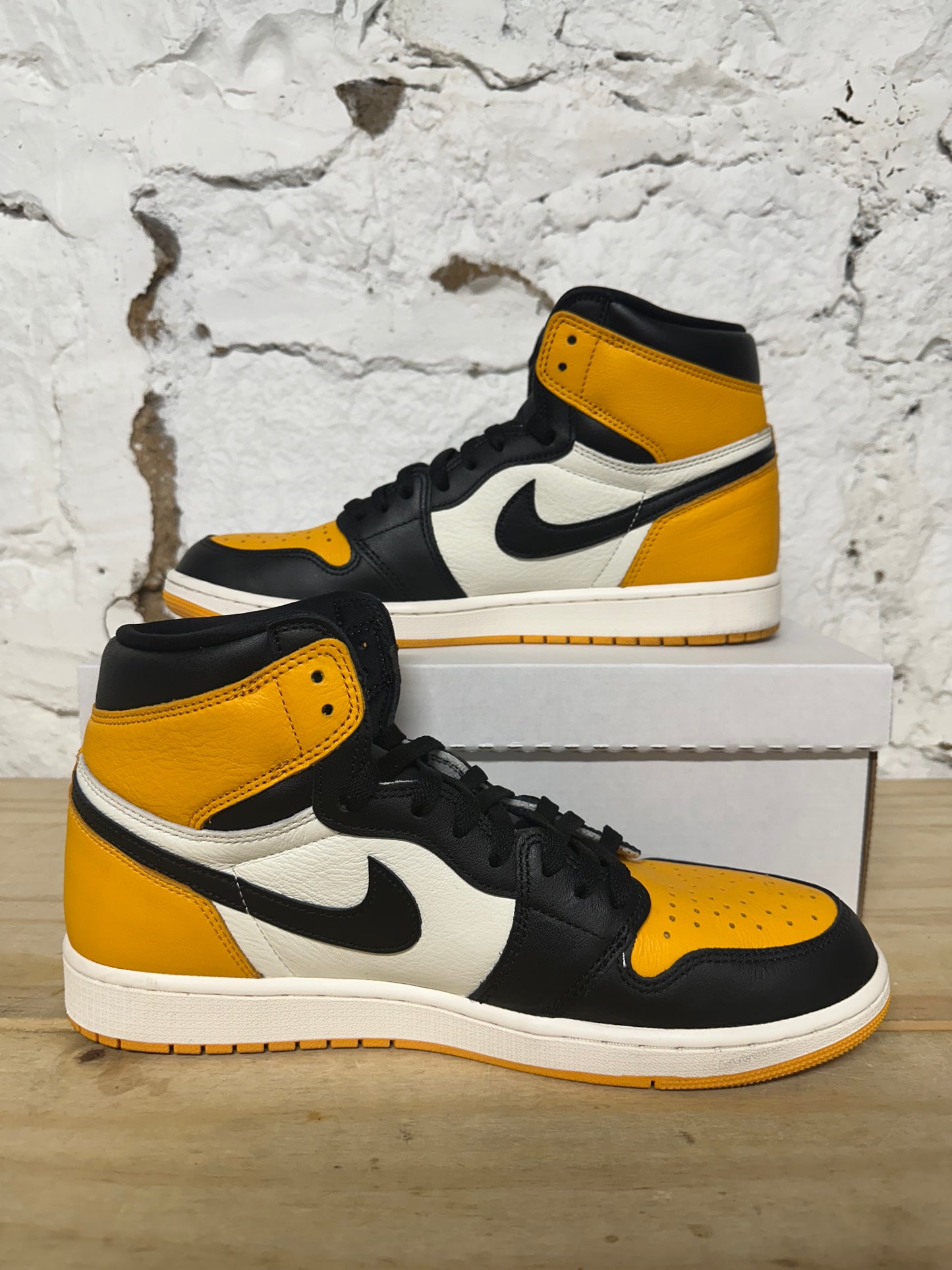 Air Jordan 1 High Taxi Sz 12