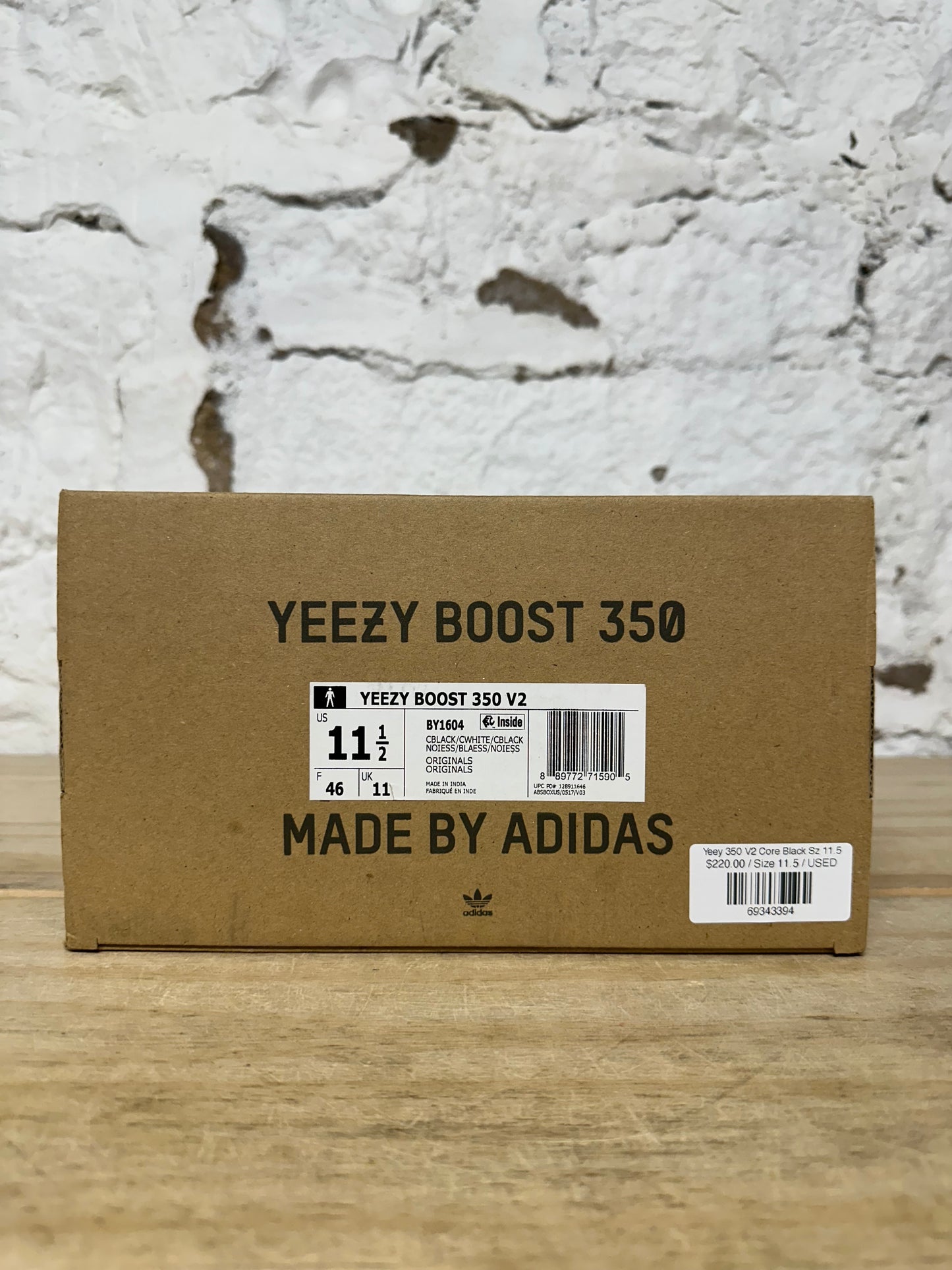 Yeey 350 V2 Core Black Sz 11.5