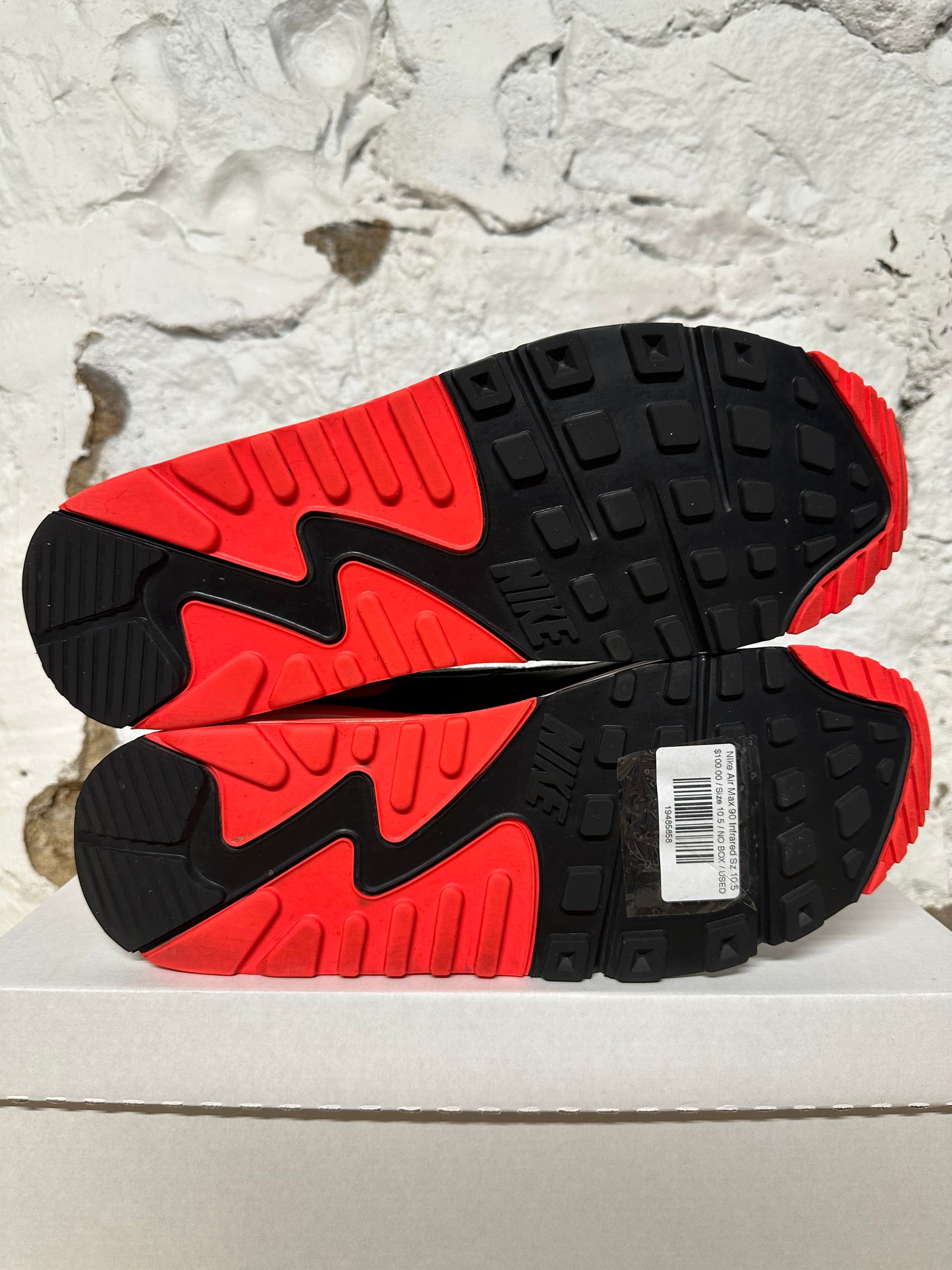 Nike Air Max 90 Infrared Sz 10.5