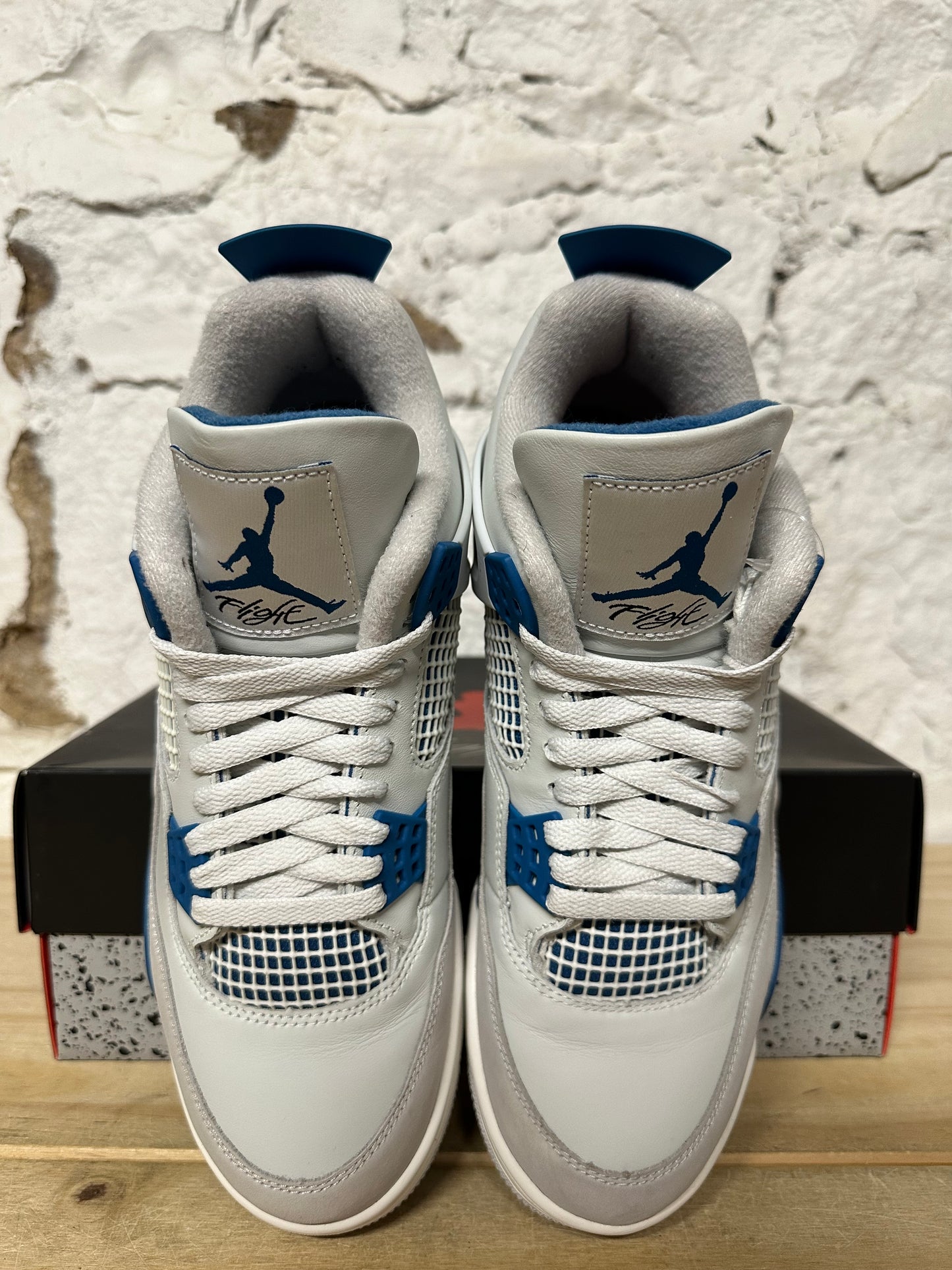 Air Jordan 4 Military Blue Sz 9