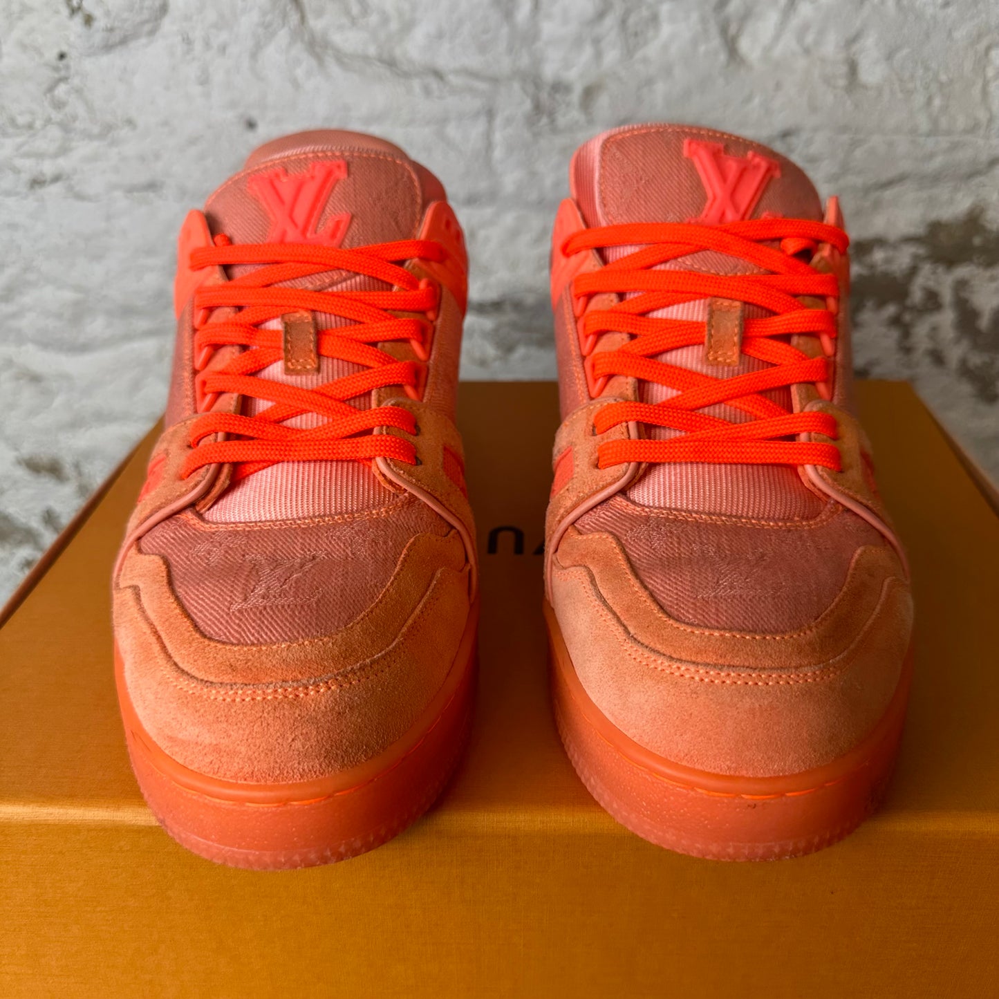 Louis Vuitton Orange Peach Trainer Sz 9 (7.5LV)