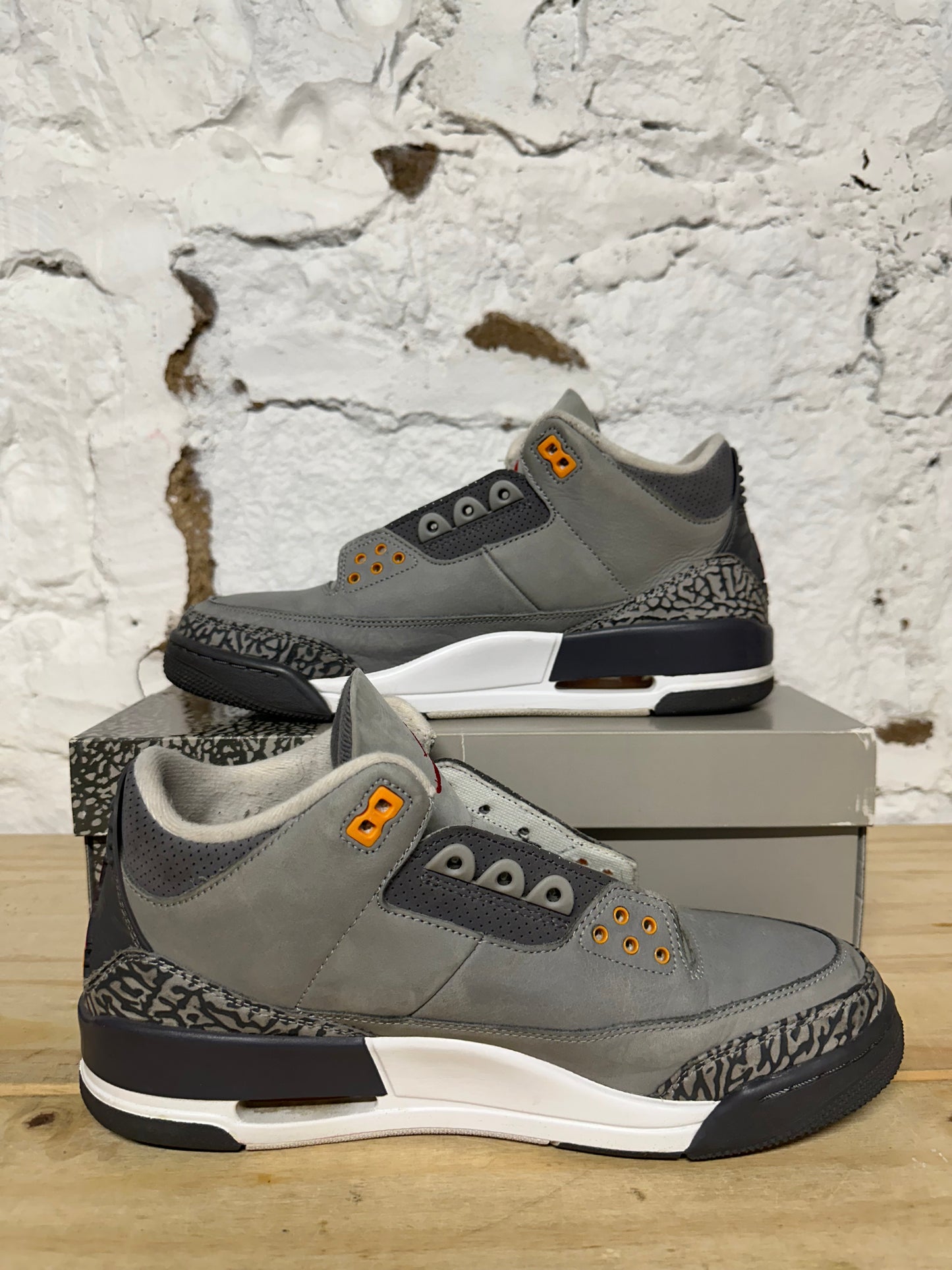 Air Jordan 3 Cool Grey Sz 10