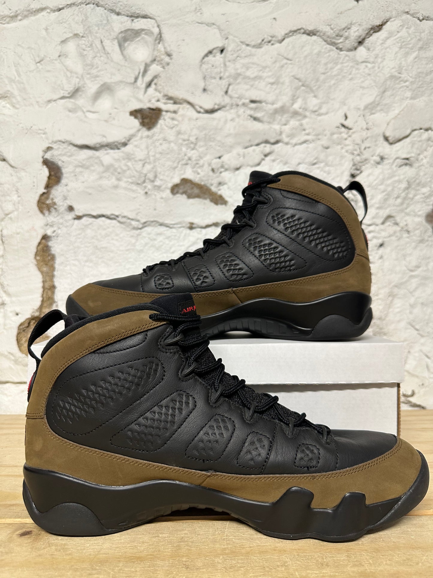 Air Jordan 9 Olive Sz 12