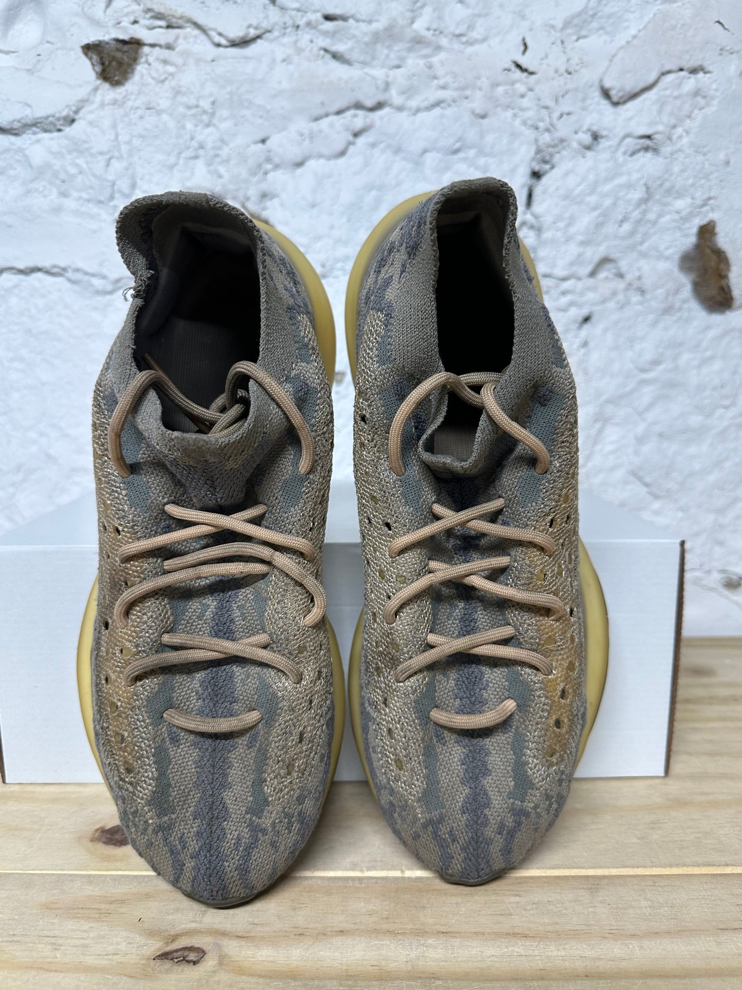 Yeezy 380 Mist Sz 9.5