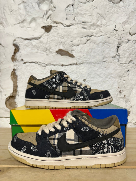 Nike SB Dunk Low Travis Scott Sz 8