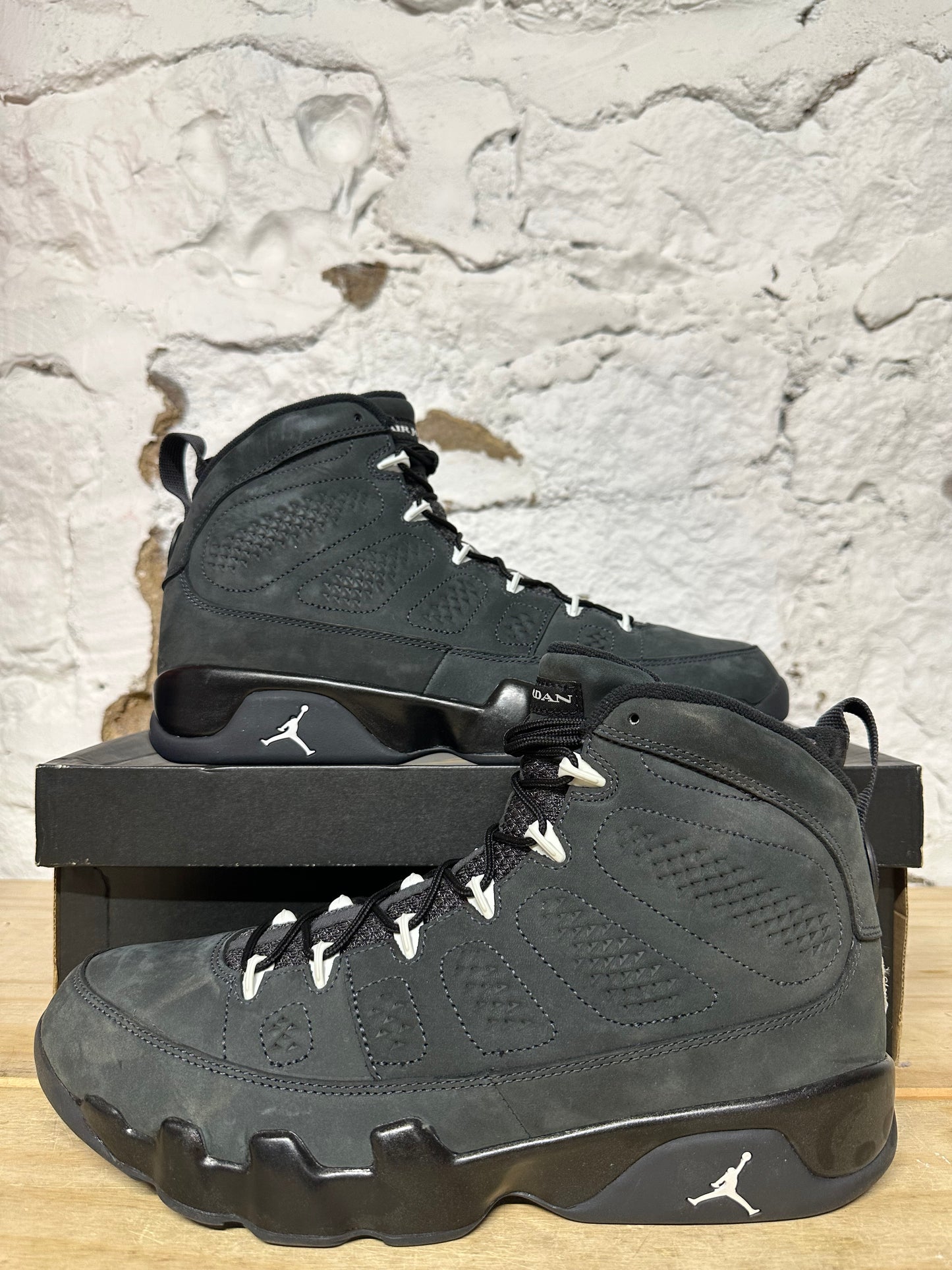 Air Jordan 9 Anthracite Sz 11.5 DS