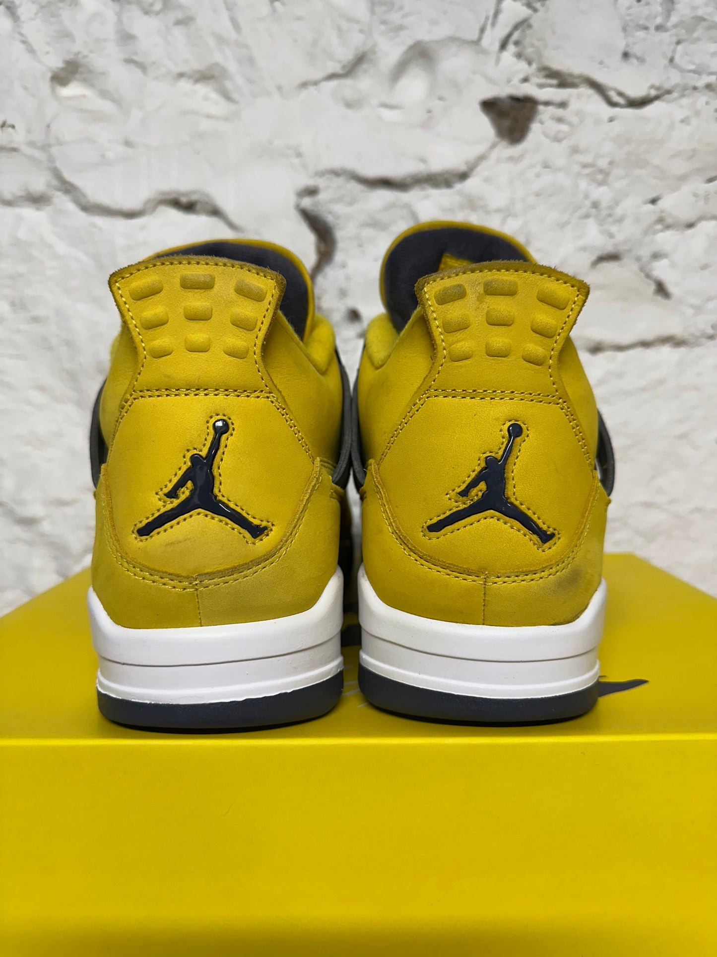 Air Jordan 4 Lightning Sz 13