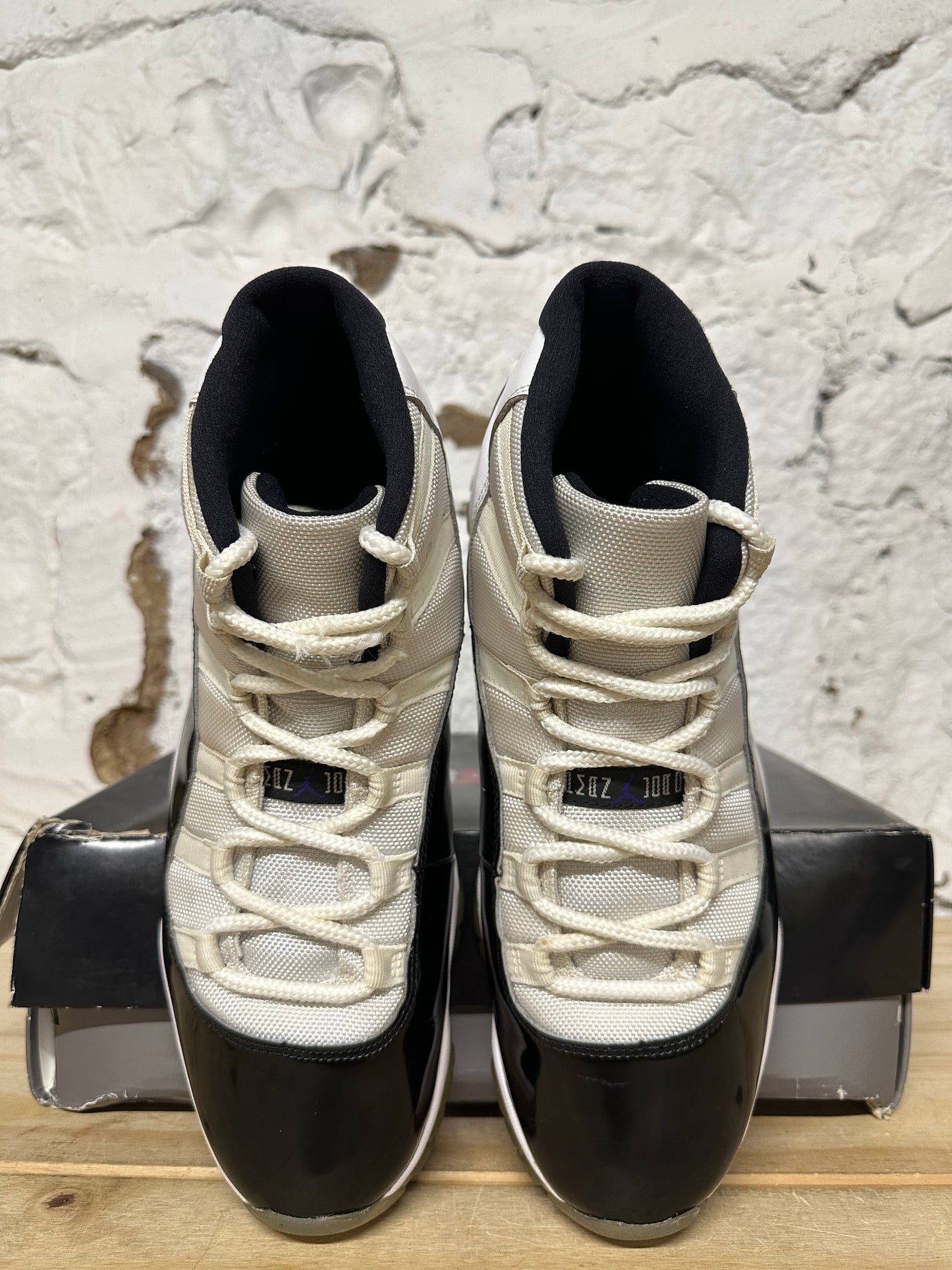 Air Jordan 11 High Concord Sz 11