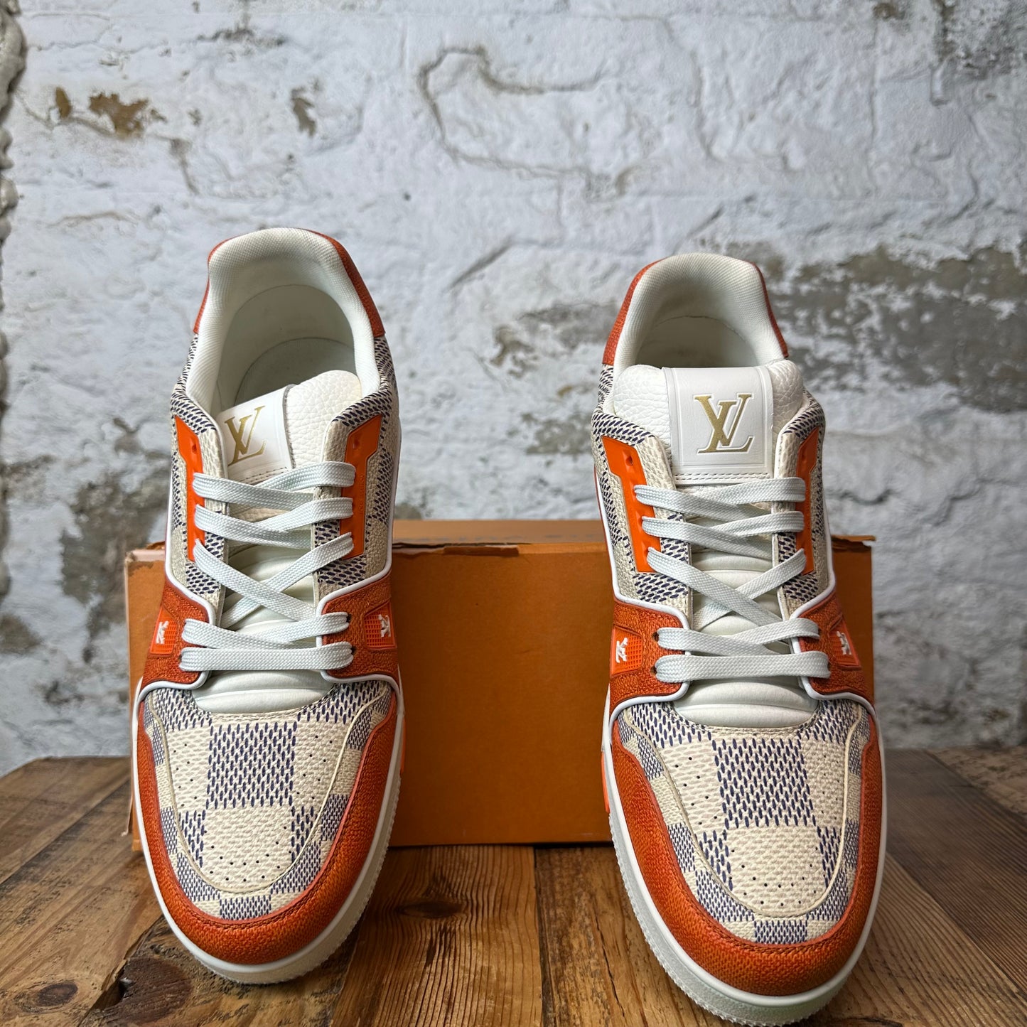 Louis Vuitton Damier Azur Orange Trainer Sneaker Sz 10.5 (9LV)