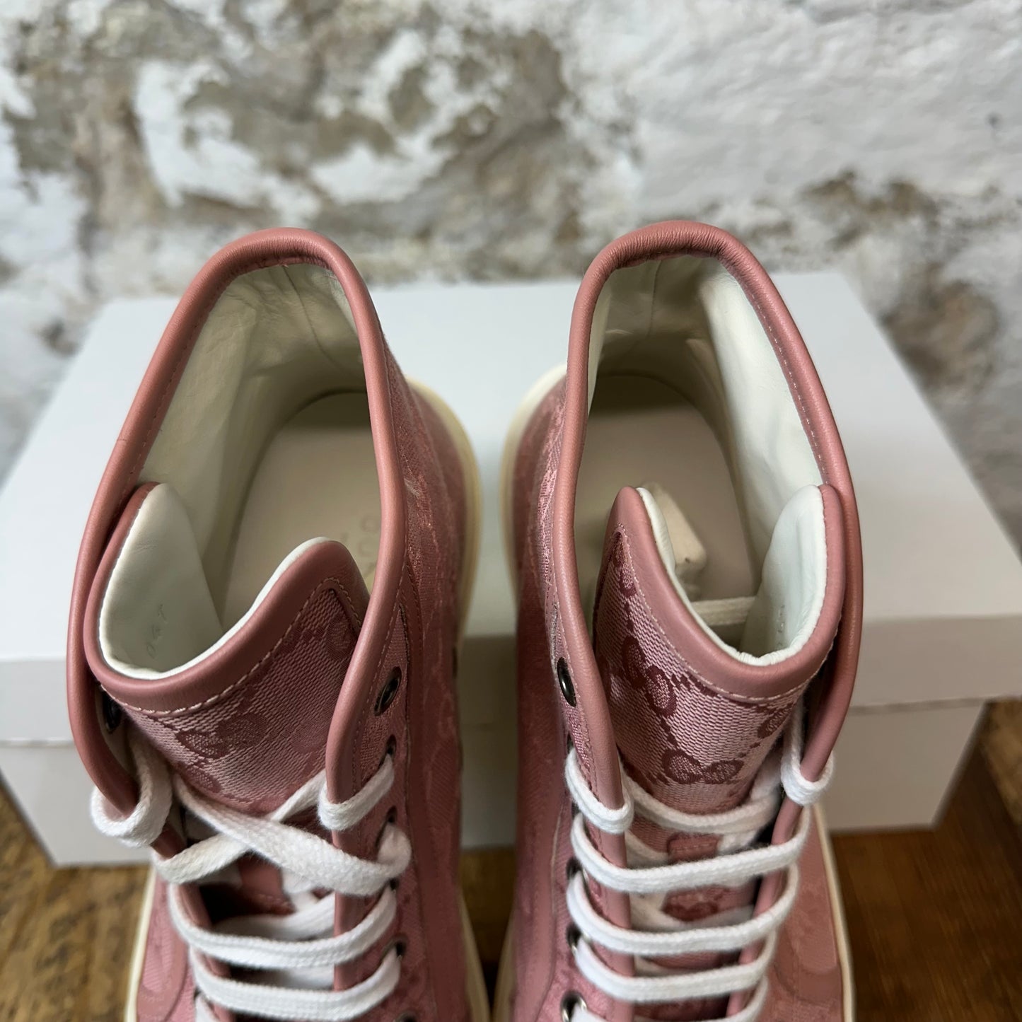 Gucci Pink Monogram High Top Sneaker Sz 6 (38.5) No Box