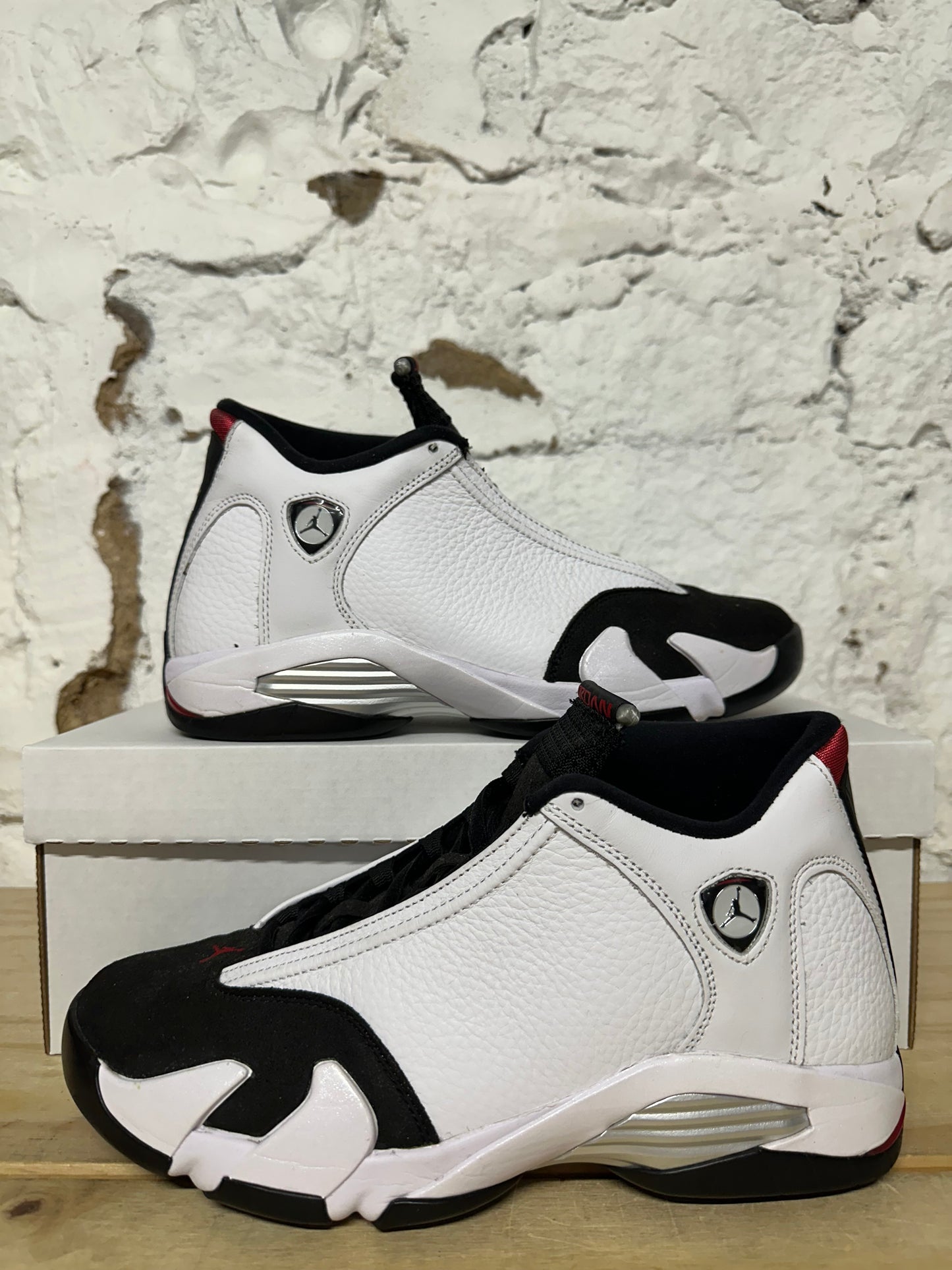 Air Jordan 14 Black Toe Sz 8
