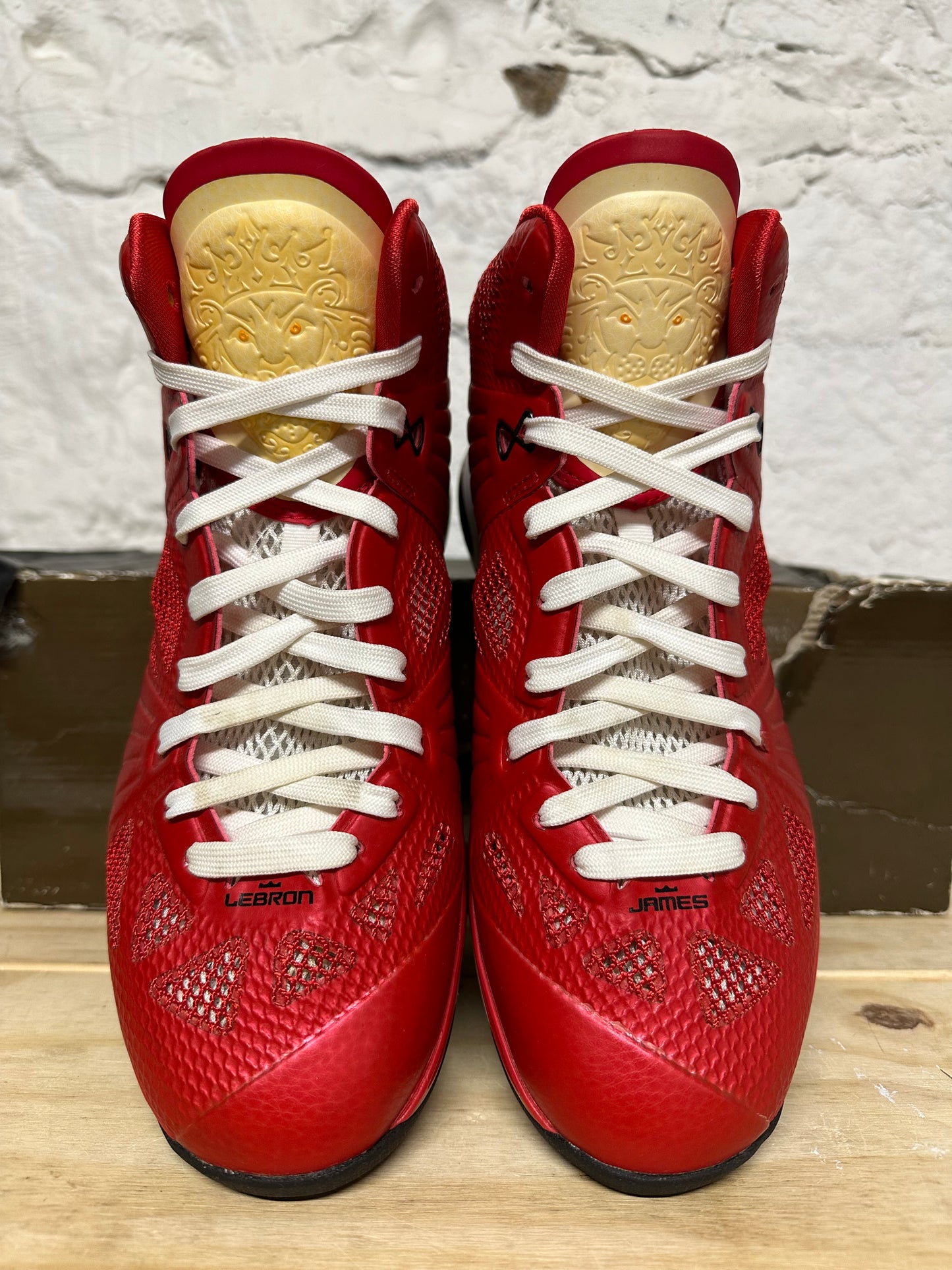 Nike LeBron 8 PS NBA Finals Sz 10