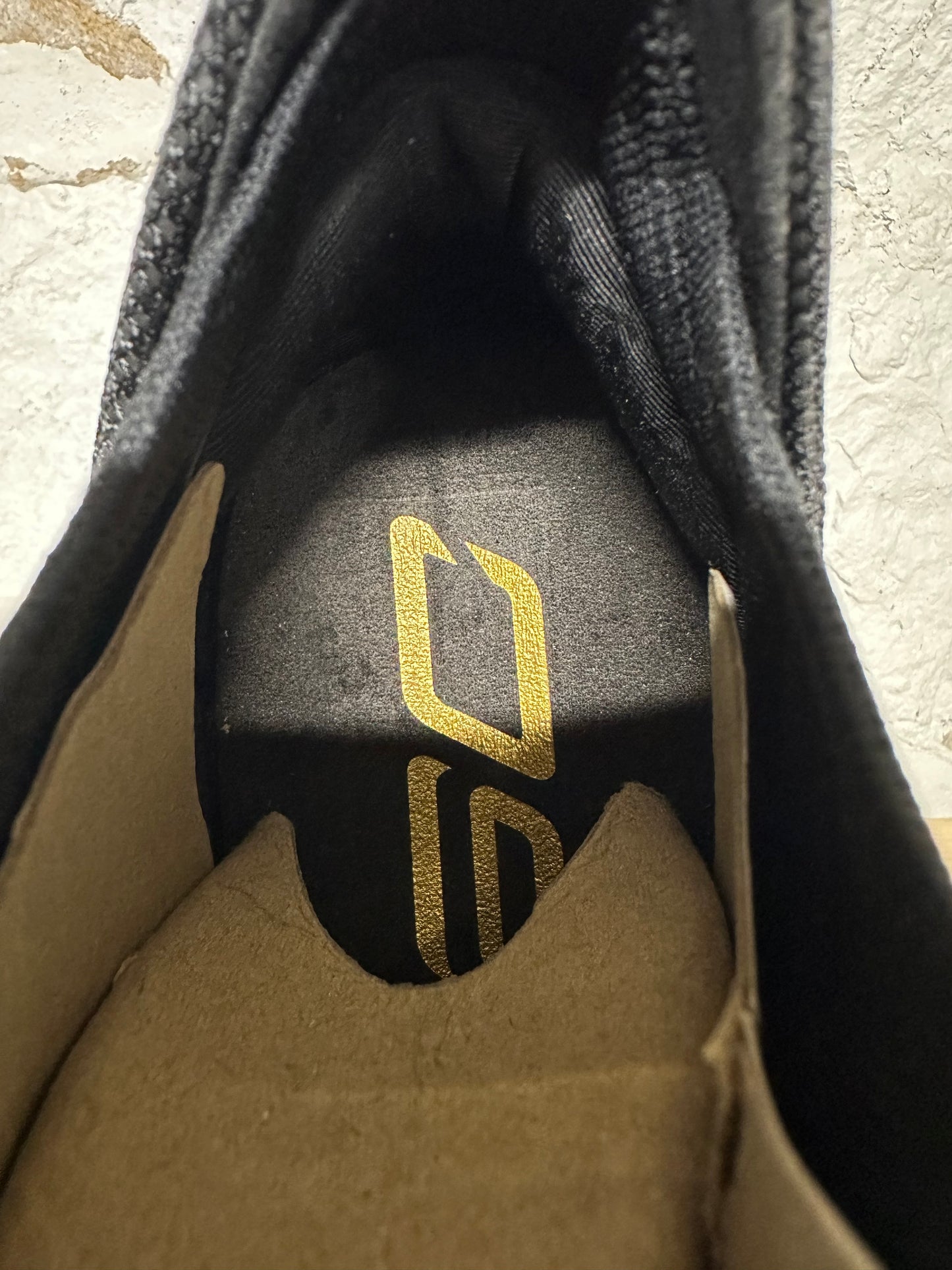 Under Armour Curry 5 Black Gold Sz 10.5 DS