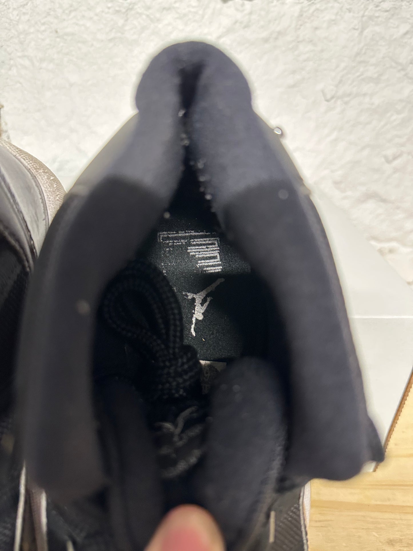 Air Jordan 11 High Jubilee Sz 6Y