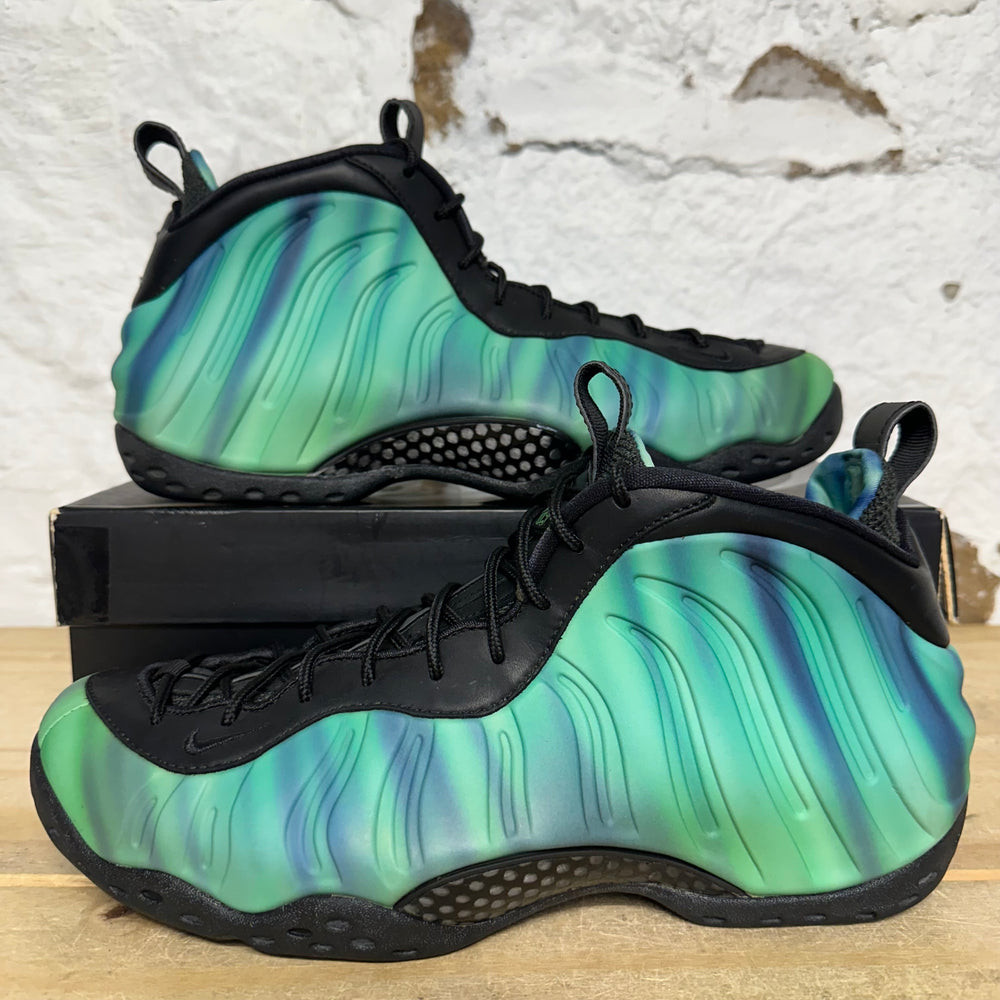 Nike Air Foamposite One Northern Lights Sz 11
