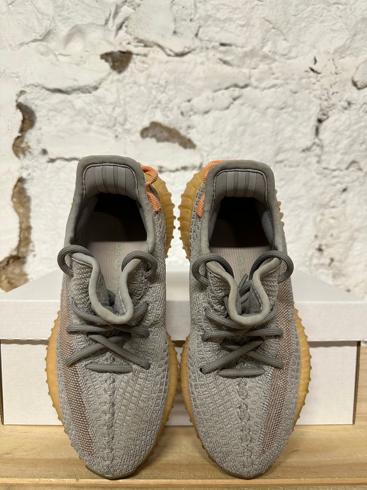 Yeezy 350 V2 True Form Sz 4