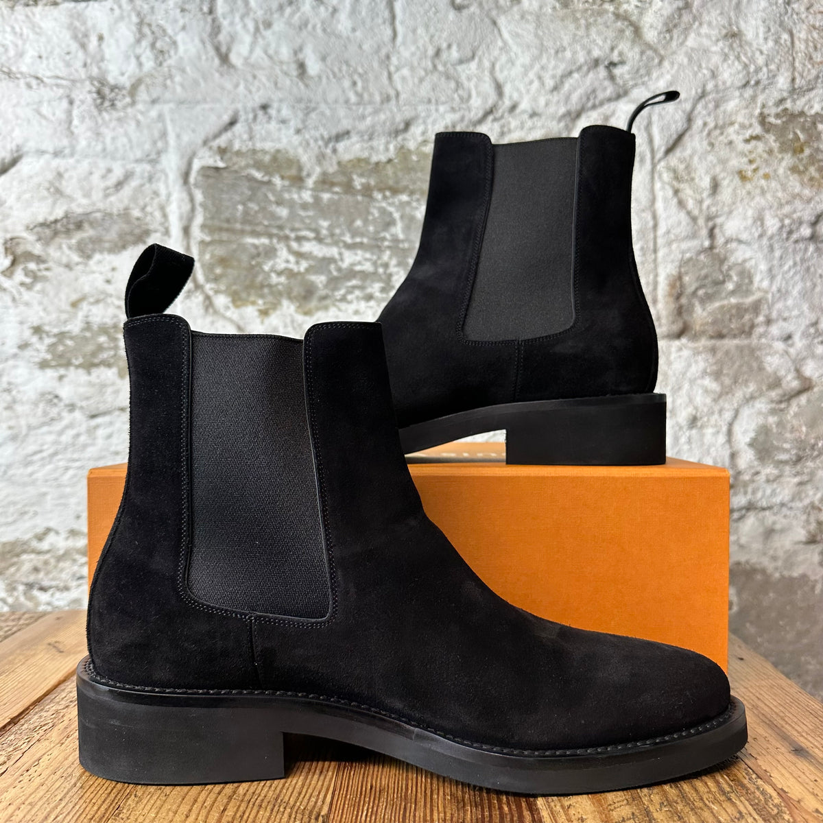 Louis Vuitton Charonne Chelsea Boot Sz 9.5 (8LV)
