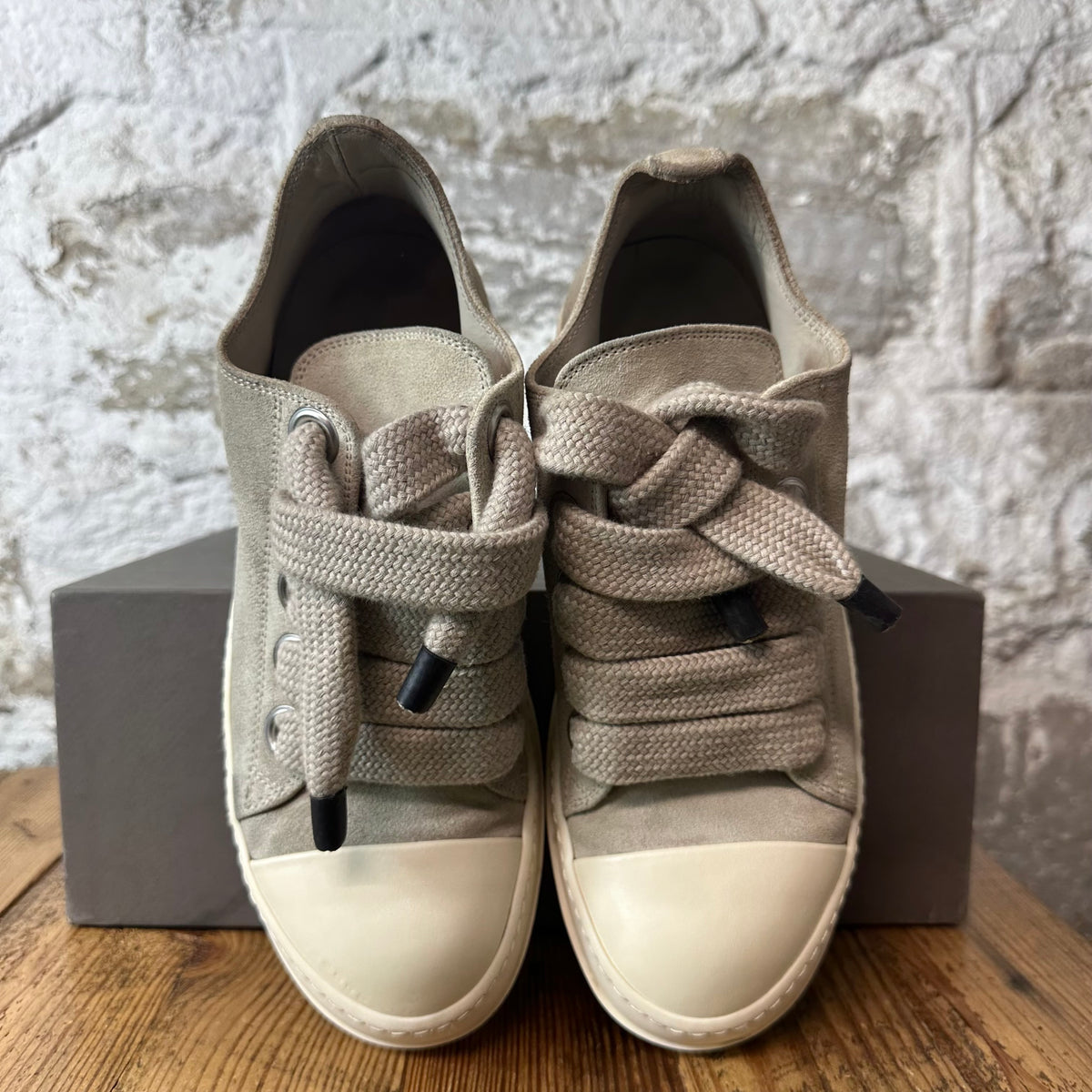 Rick Owens Jumbo Lace Dinge Milk Sneaker Sz 7 (40)
