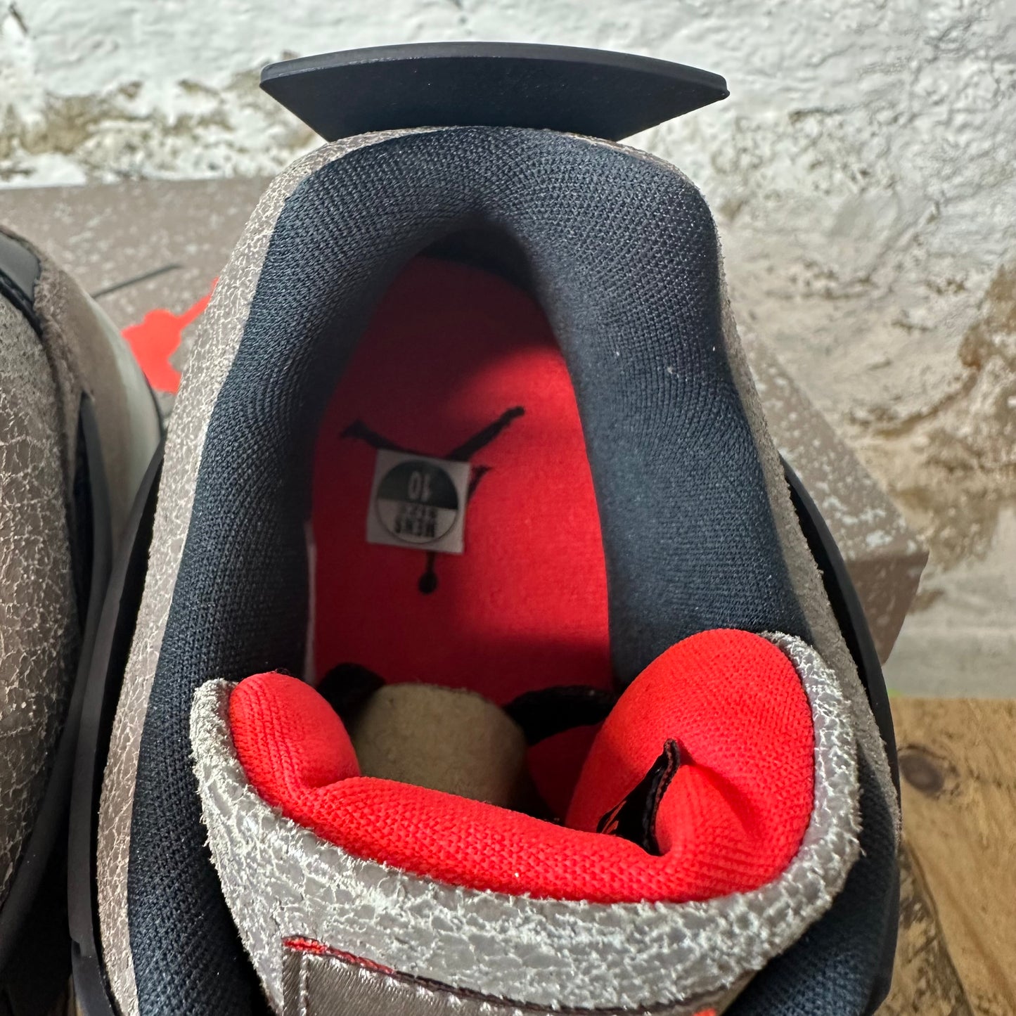 Air Jordan 4 Taupe Haze Sz 10 DS