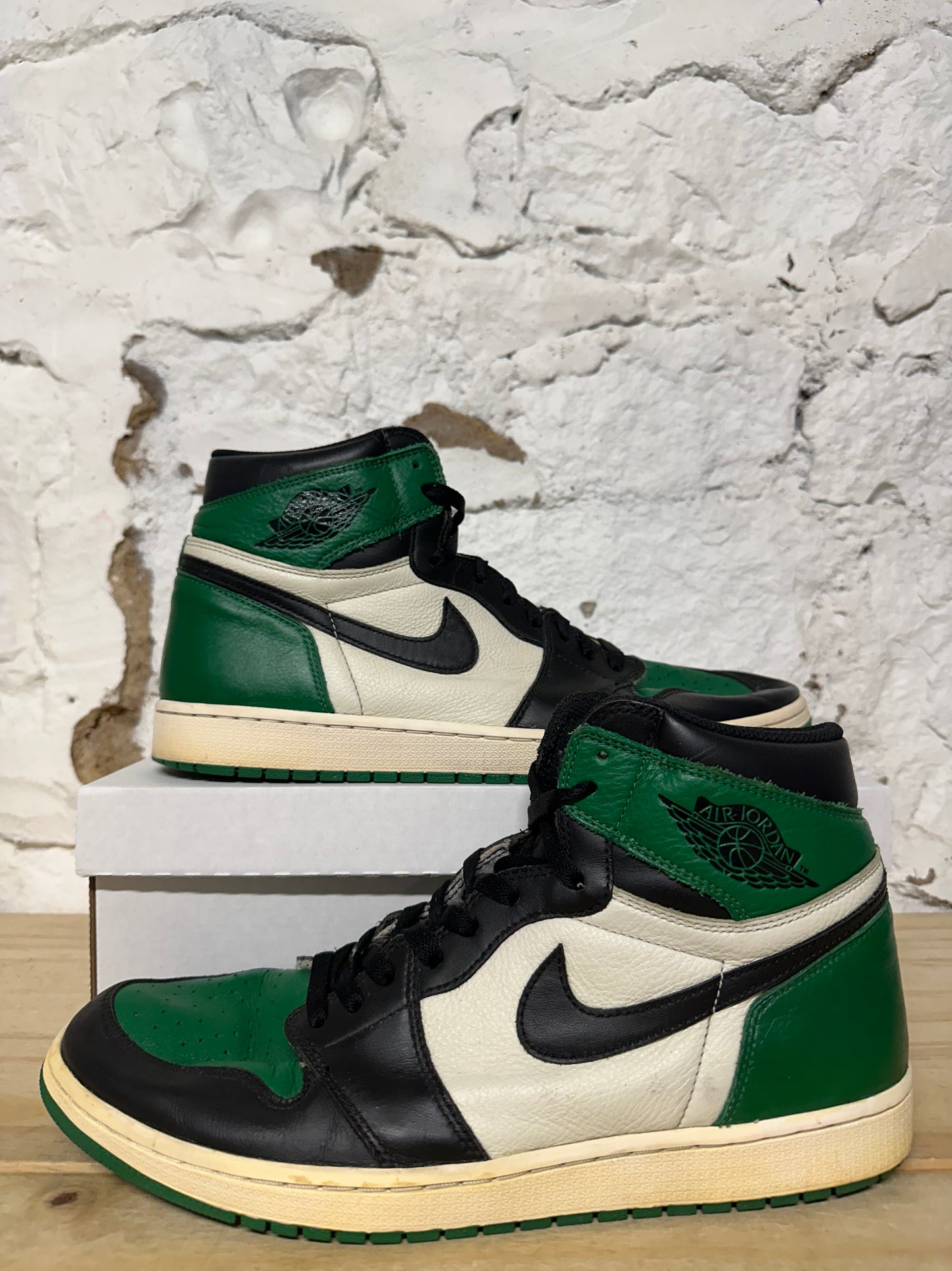 Air Jordan 1 High Pine Green Sz 14