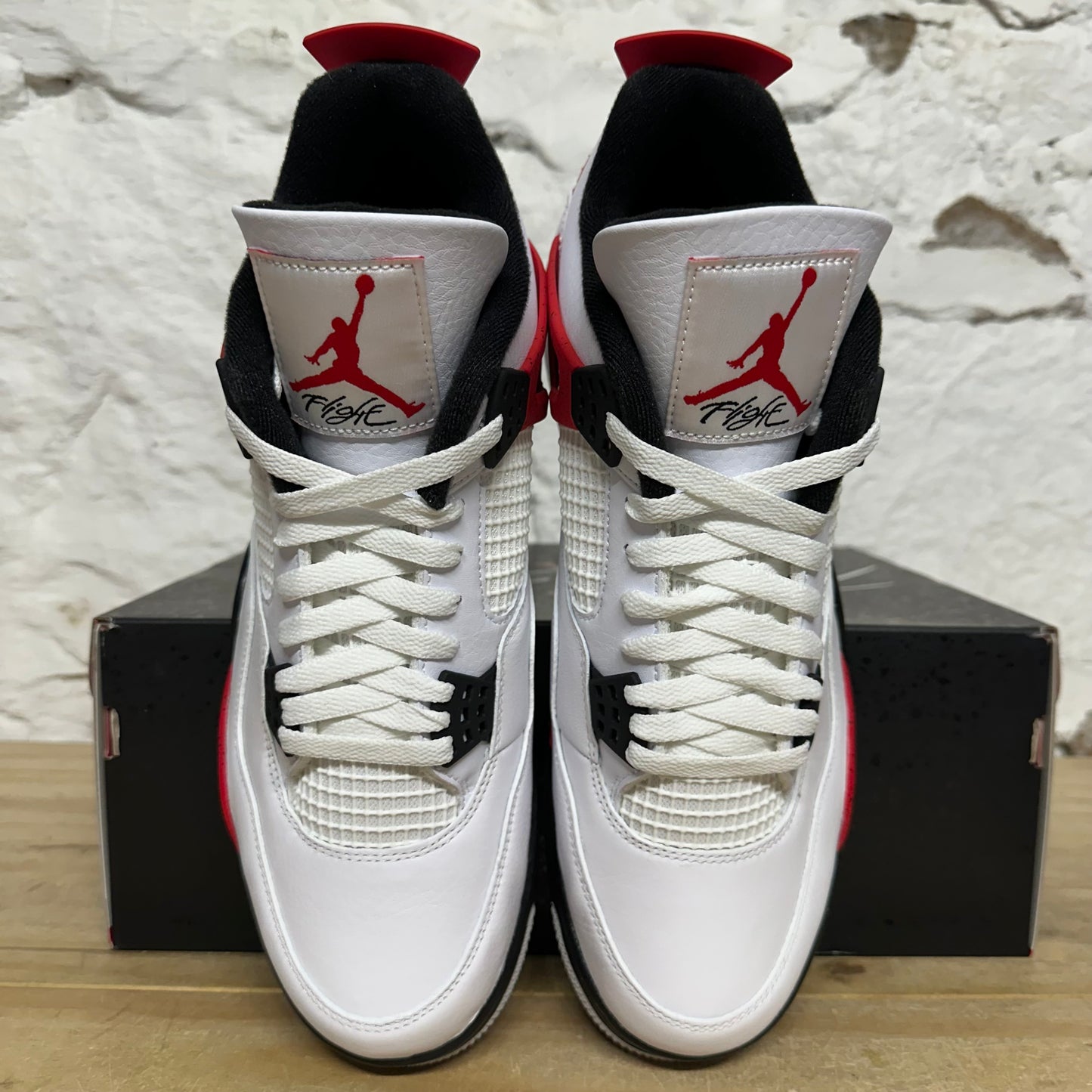 Air Jordan 4 Red Cement Sz 11.5 DS