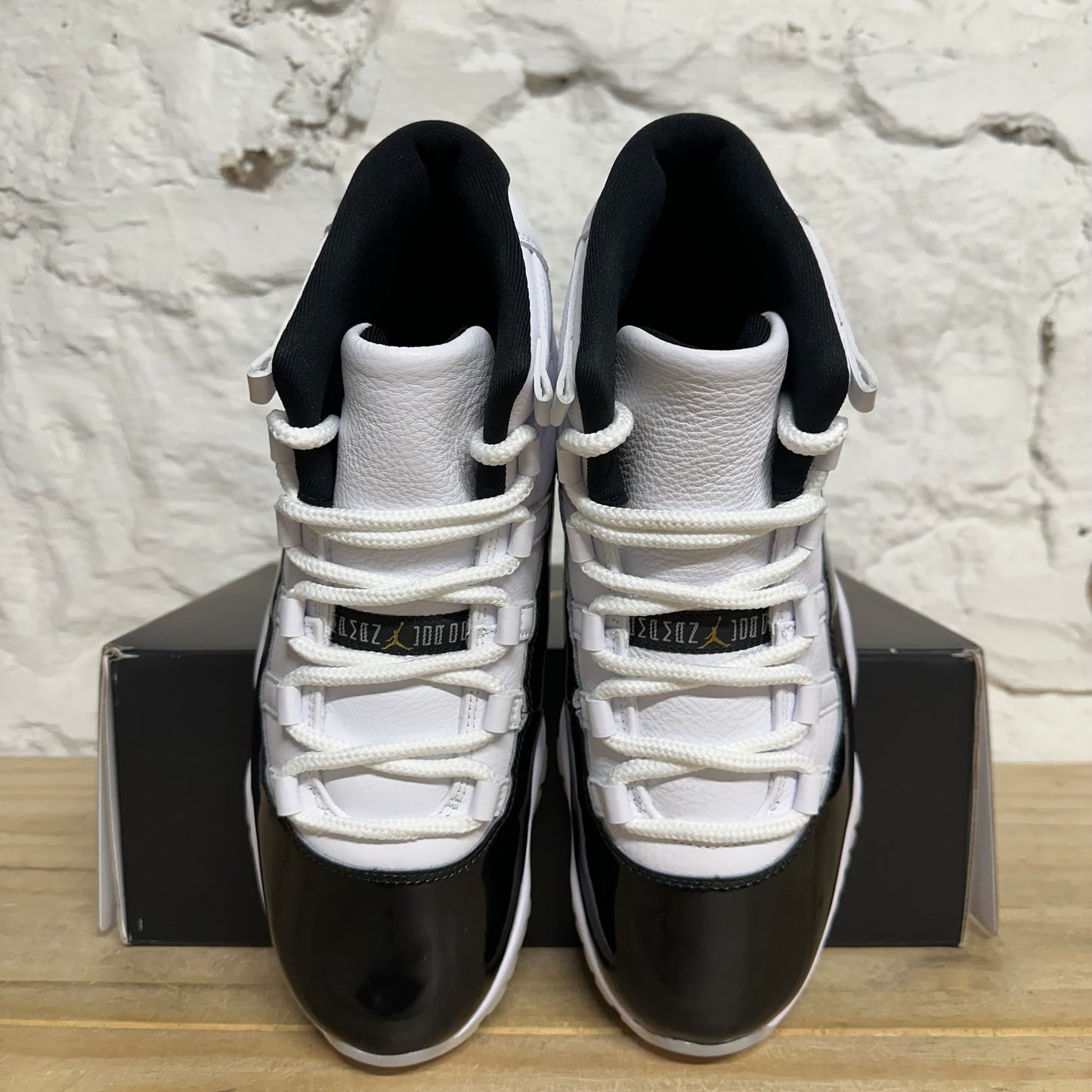 Air Jordan 11 High DMP Gratitude Sz 9 DS