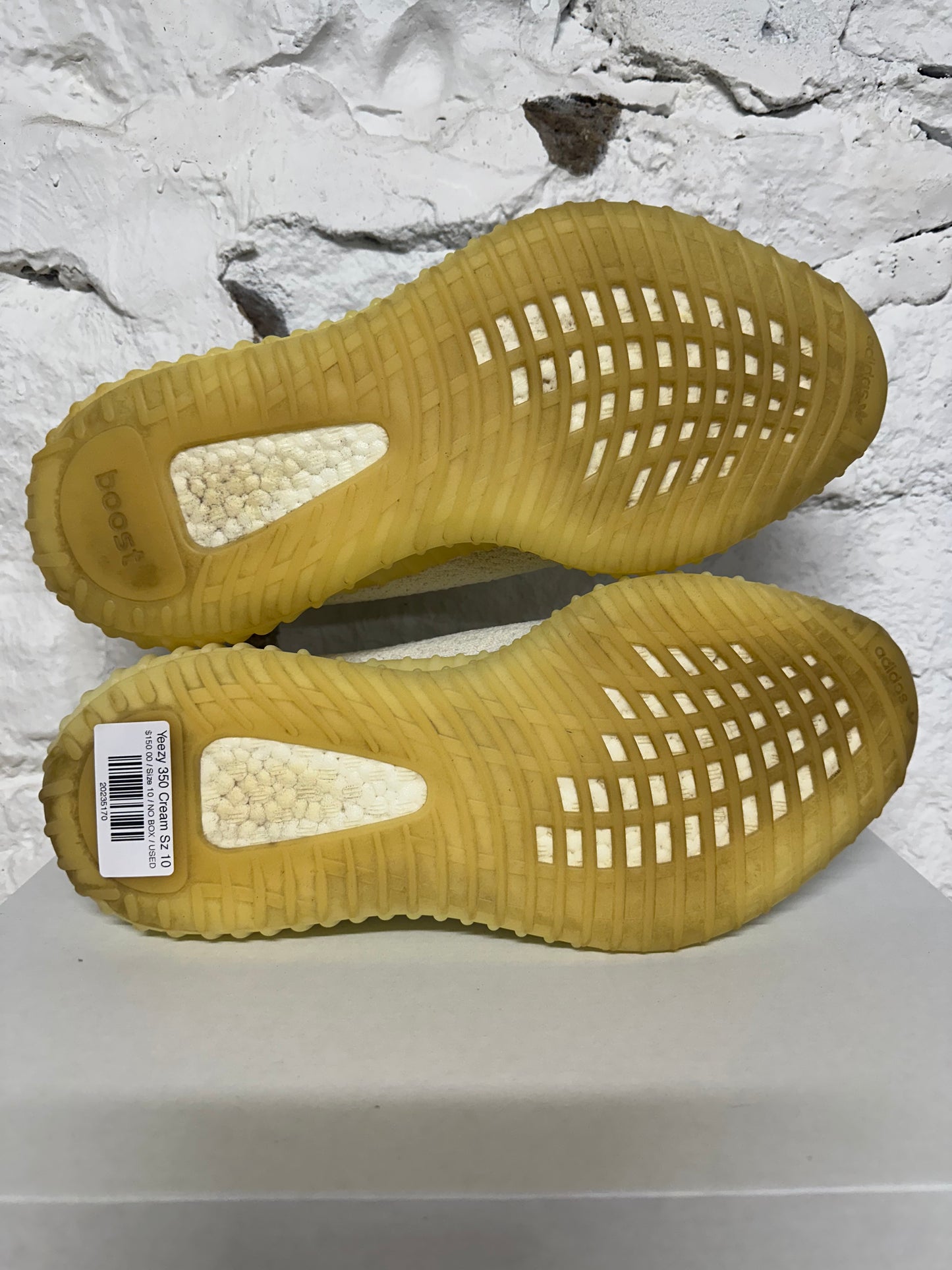 Yeezy 350 V2 Cream Sz 10