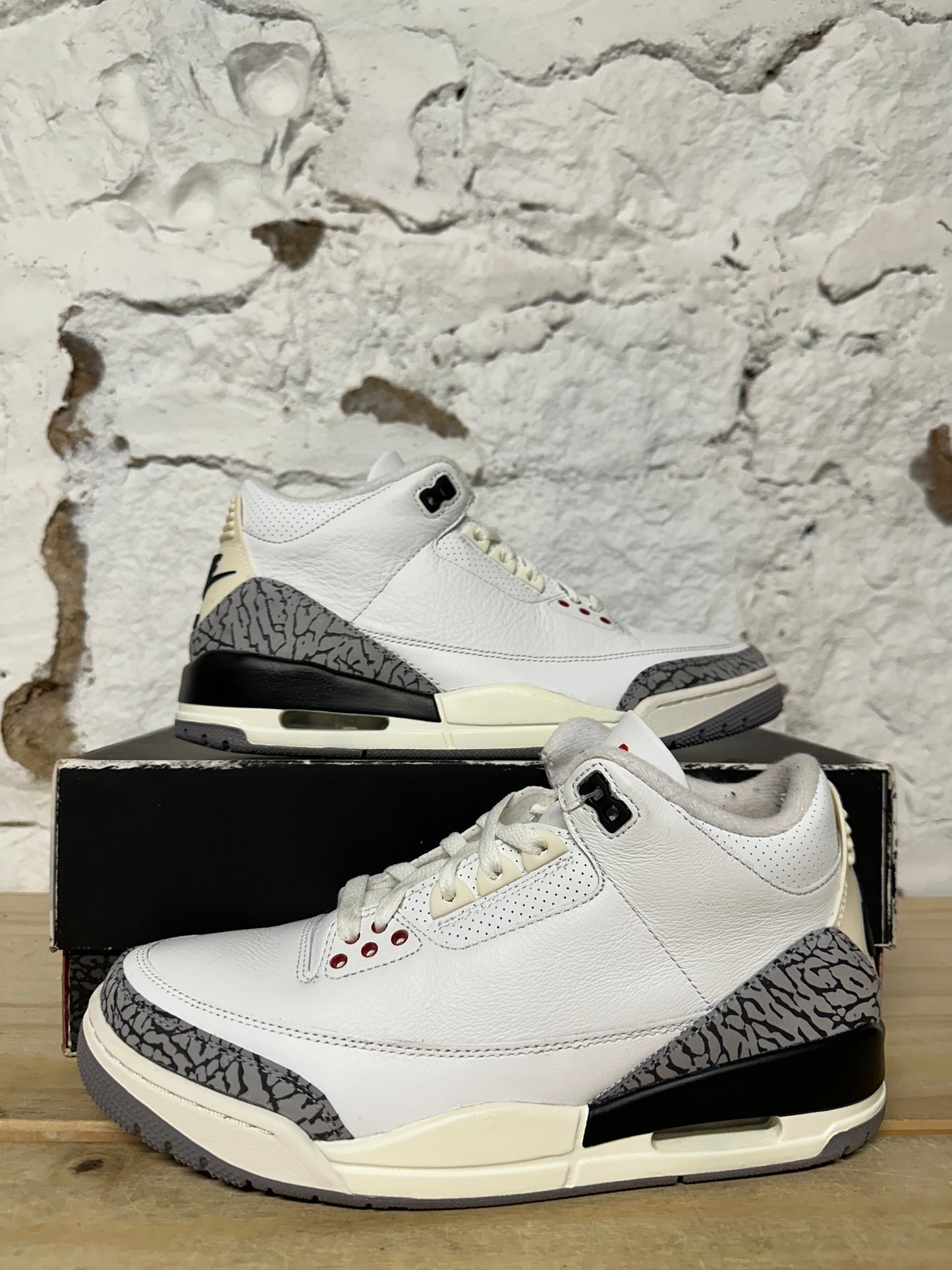 Air Jordan 3 White Cement Reimagined Sz 8.5