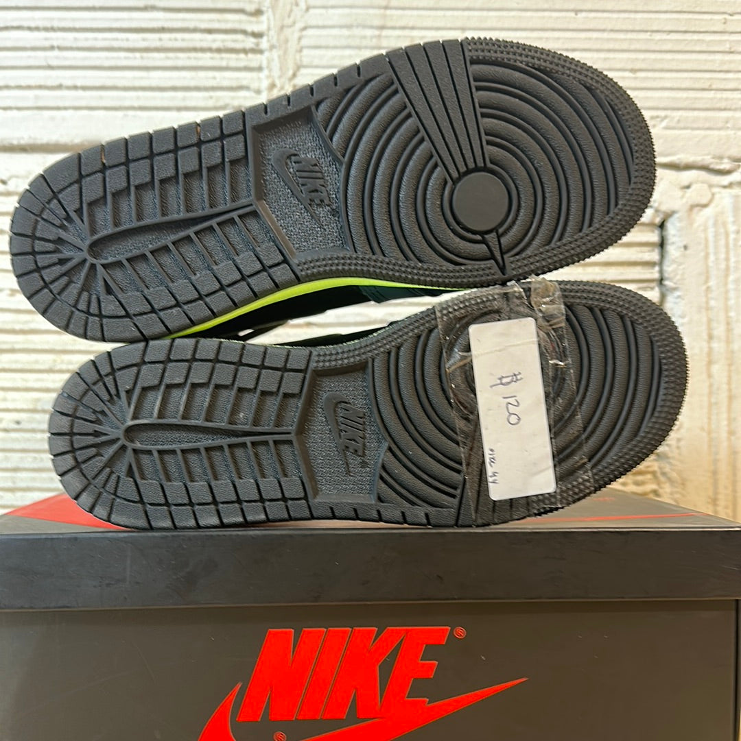 Air Jordan 1 High Tokyo Bio Hack Sz 4Y